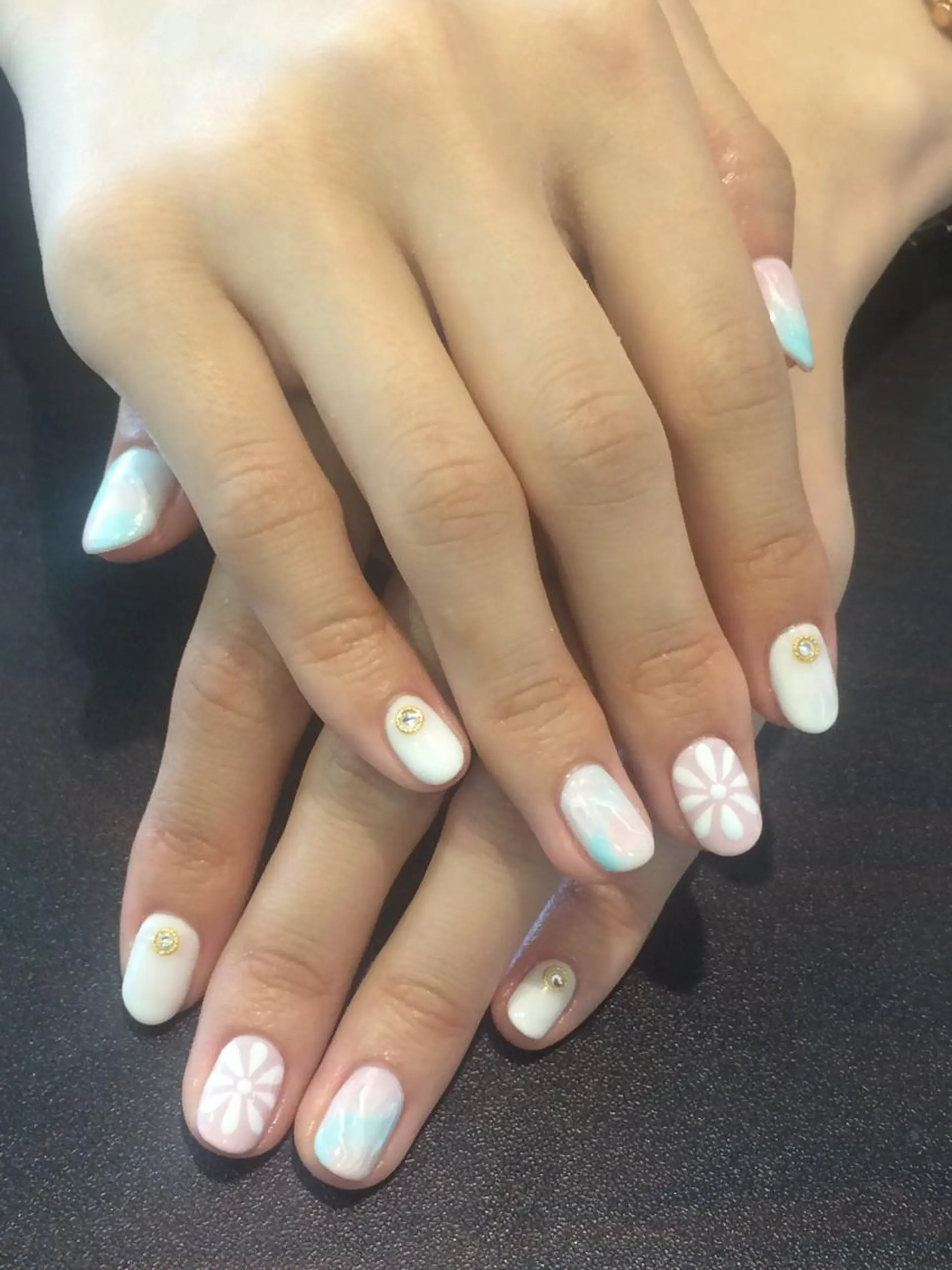 ネイル 持ち込み M nail はやまうららのネイルデザイン