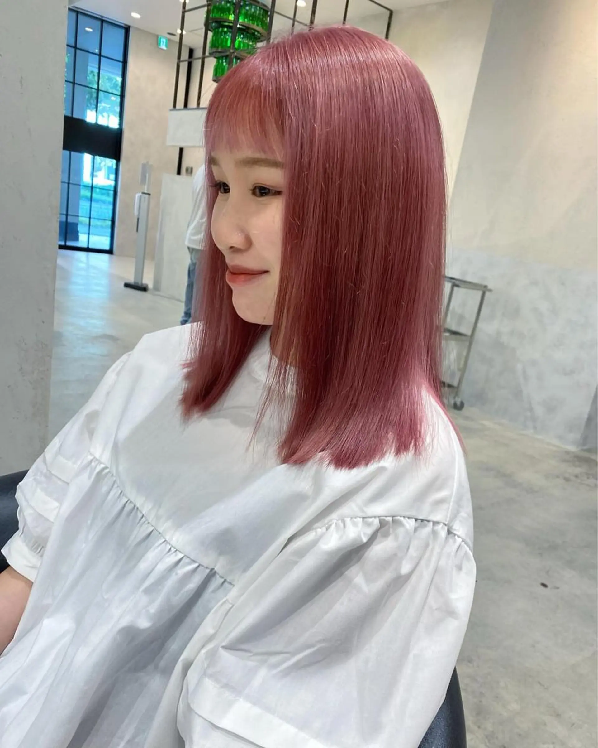セミロング カラー MAYU / Raf.のヘアスタイル