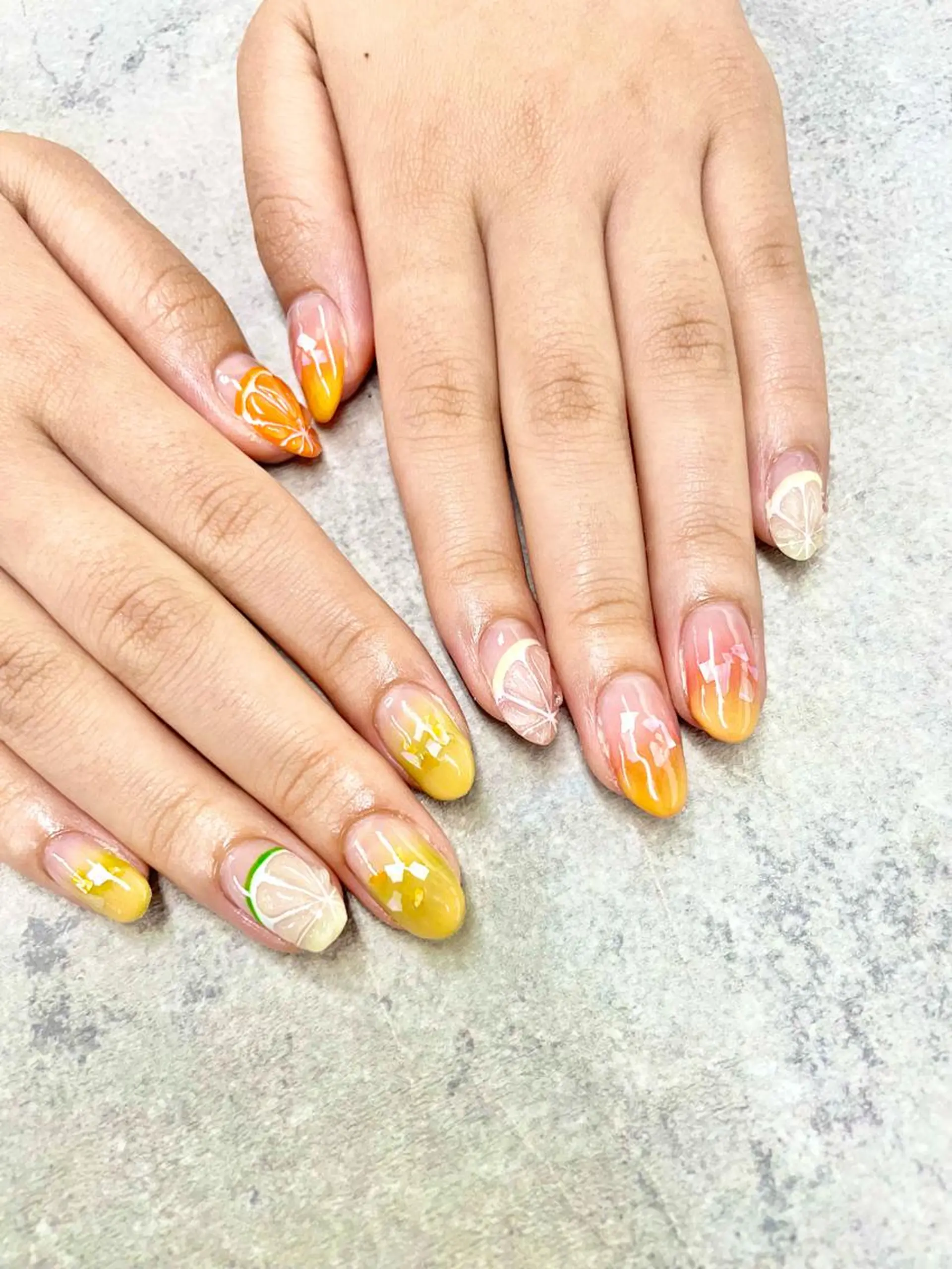 ネイル アートネイル ジェルネイル グラデーション オフィスネイル 夏ネイル ハンドネイル ハンドケア FASTNAIL PLUS 新宿店のネイルデザイン
