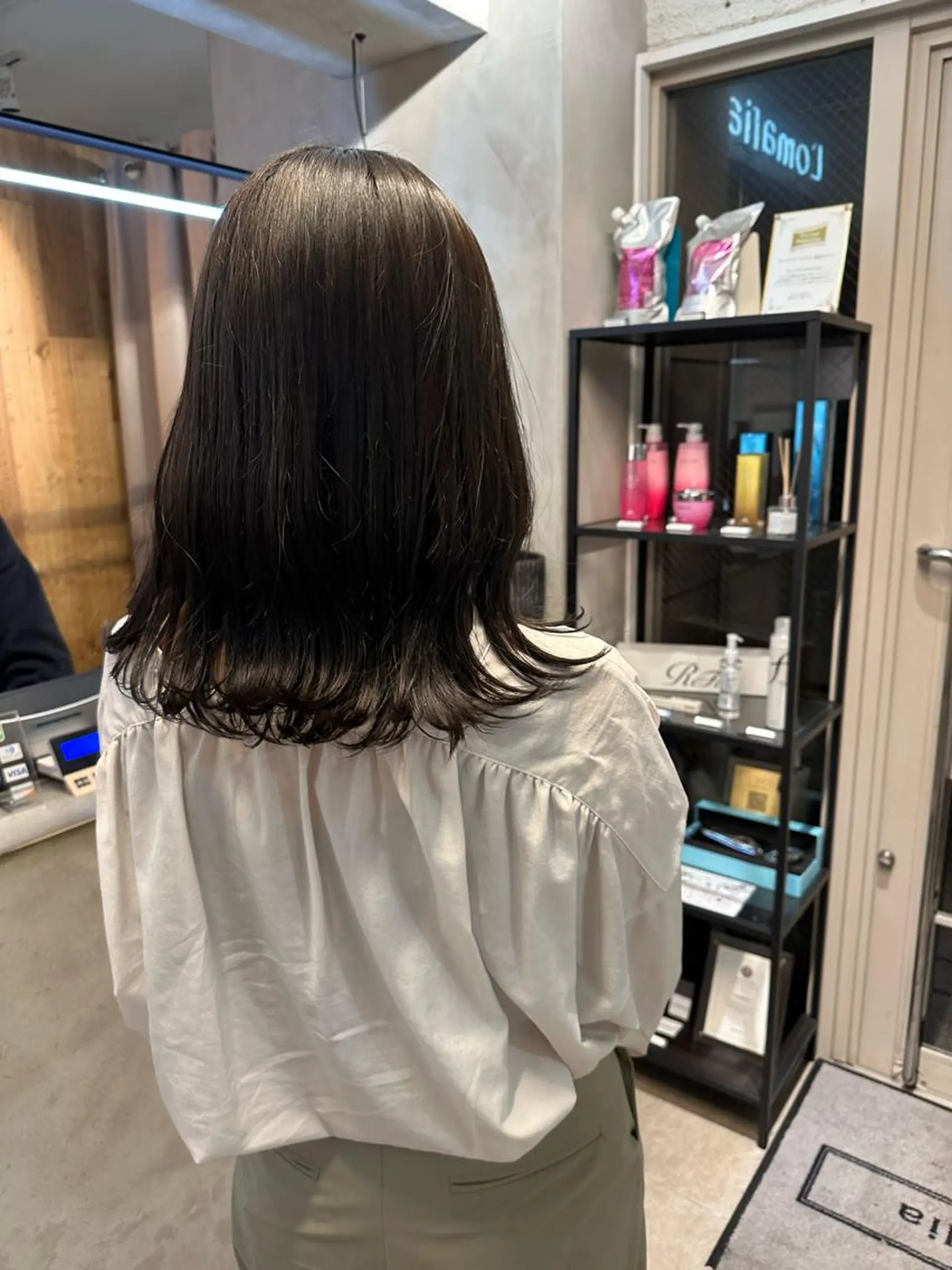 セミロング カラー ヘアカラー トリートメント REINA☁️透明感 カラー/ぷつっと♡のヘアスタイル