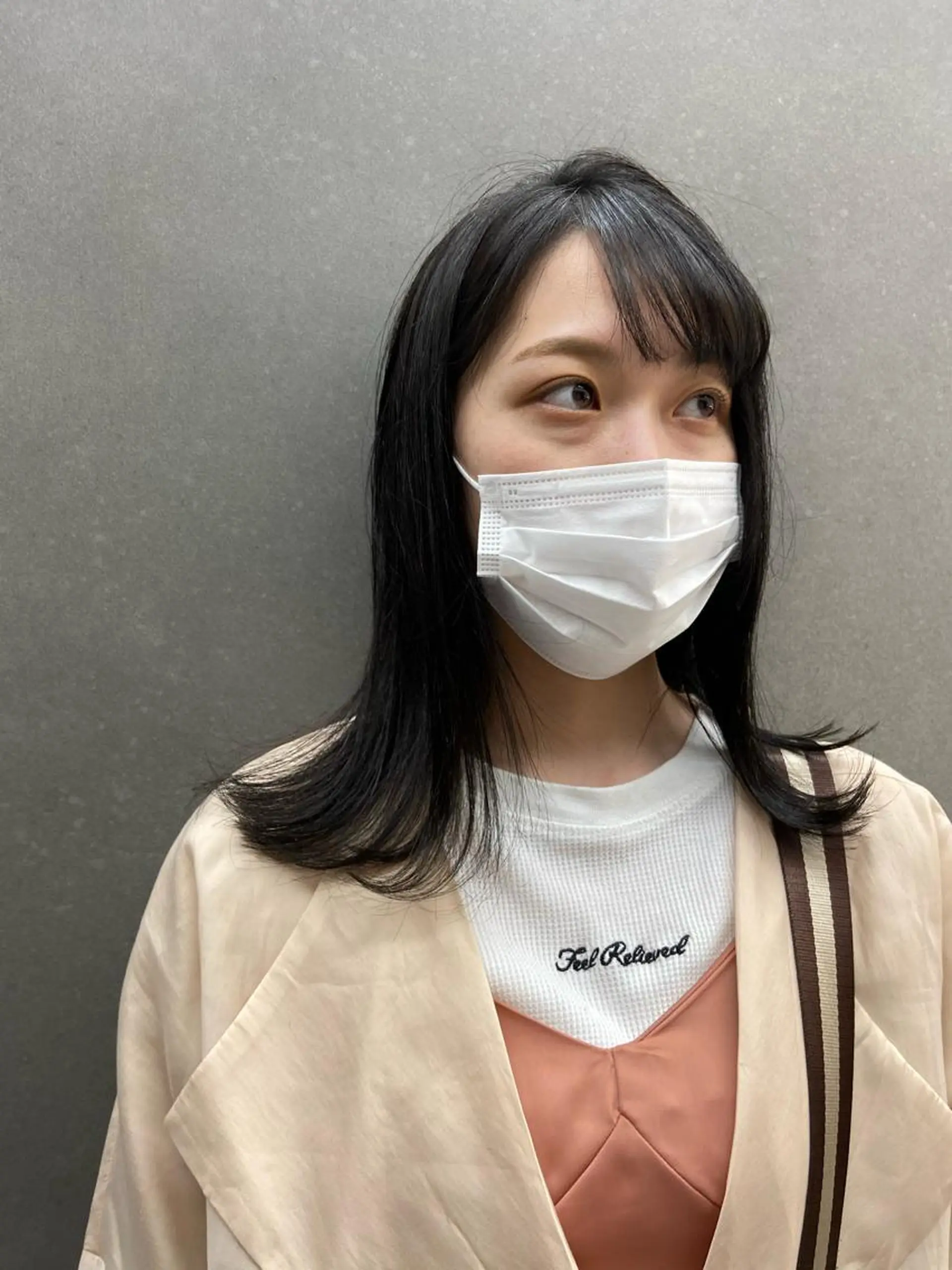 セミロング 淺谷 美紀のヘアスタイル