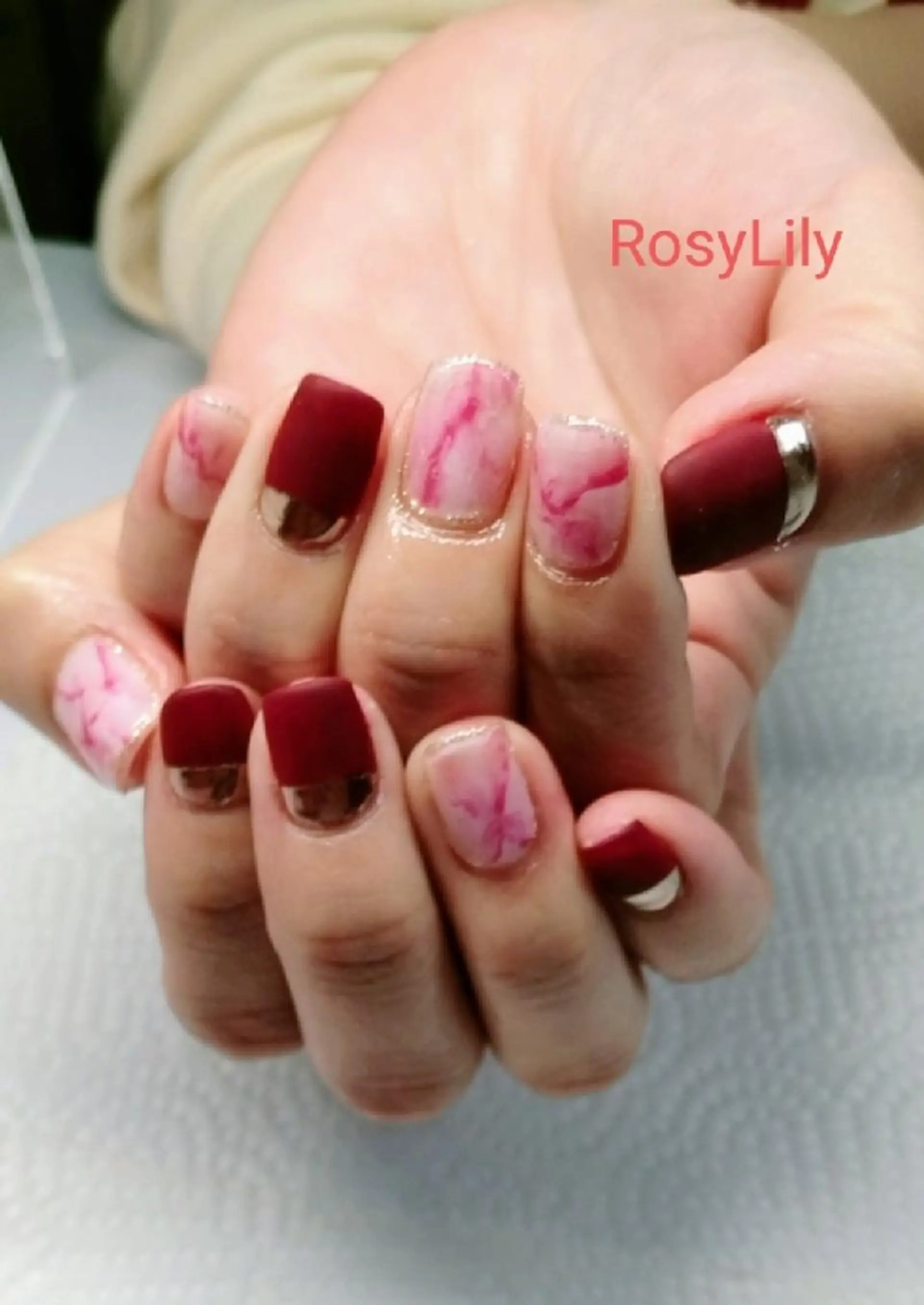 ネイル マットネイル ミラーネイル 持ち込み プライベートサロン RosyLily所属・プライベートサロン Rosy Lilyのネイルデザイン