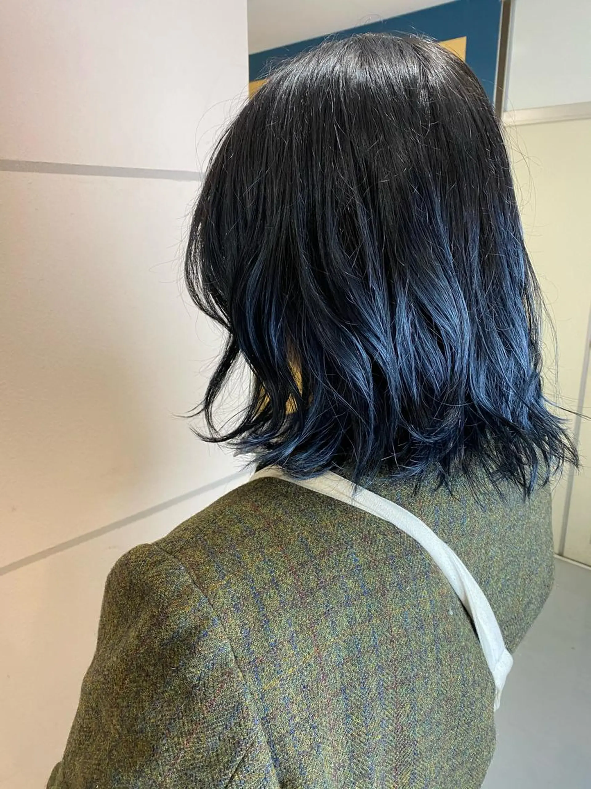 ミディアム カラー TRUCK トラックのヘアスタイル