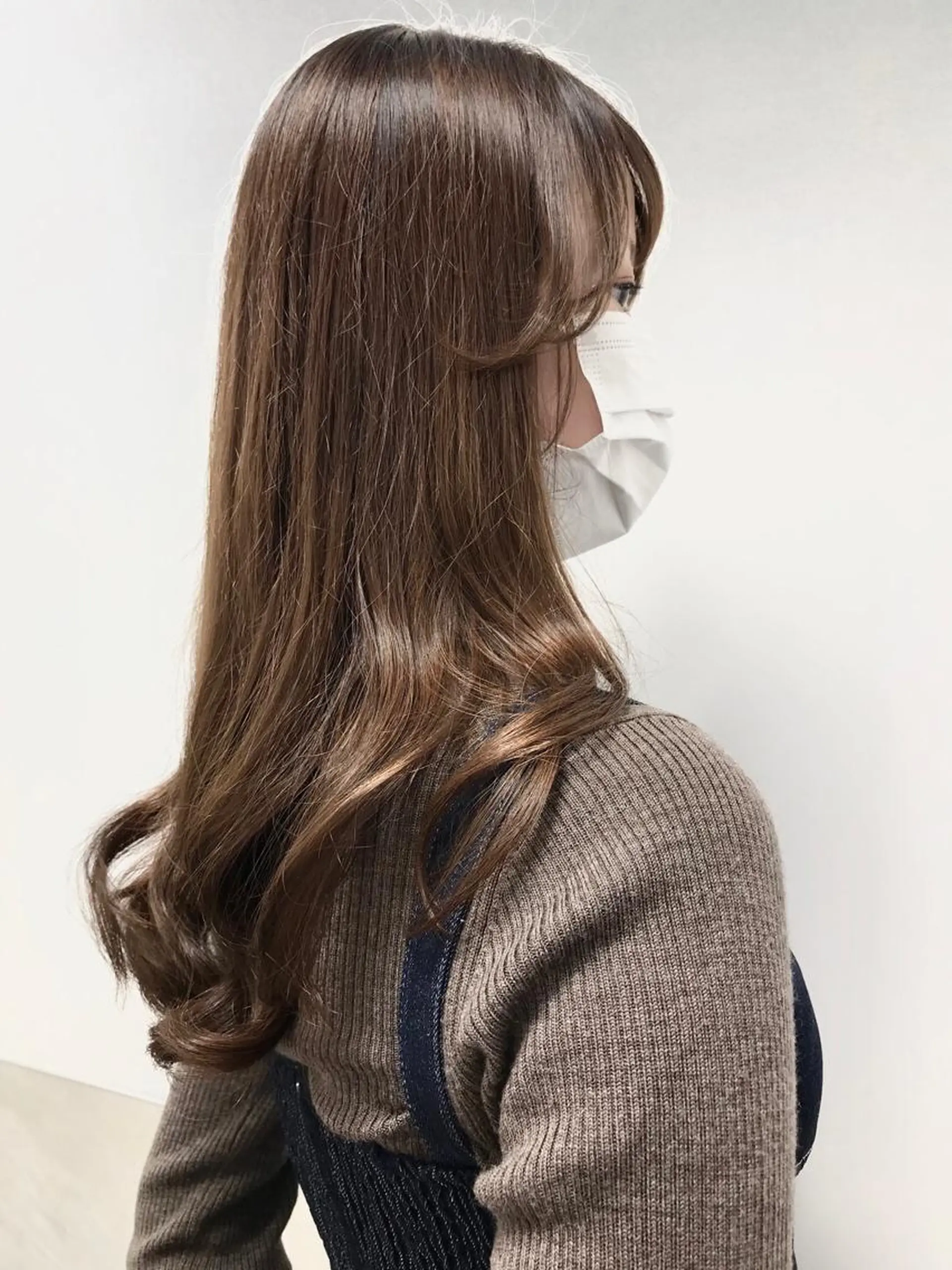 ロング HARUNA🤍 色持ち良いツヤ髪のヘアスタイル