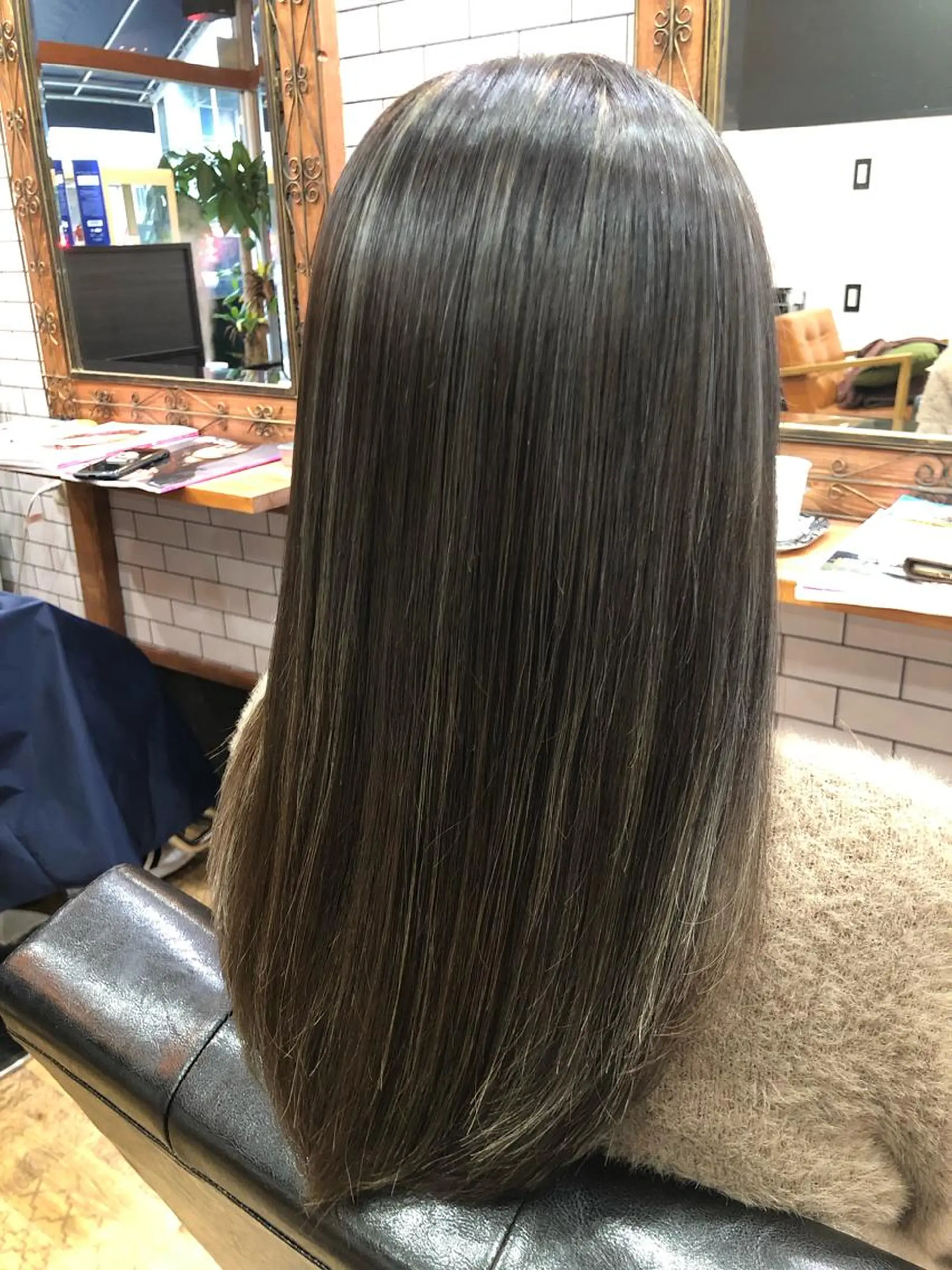 セミロング ヘアカラー トリートメント THREE所属・THREE 関根大のヘアスタイル