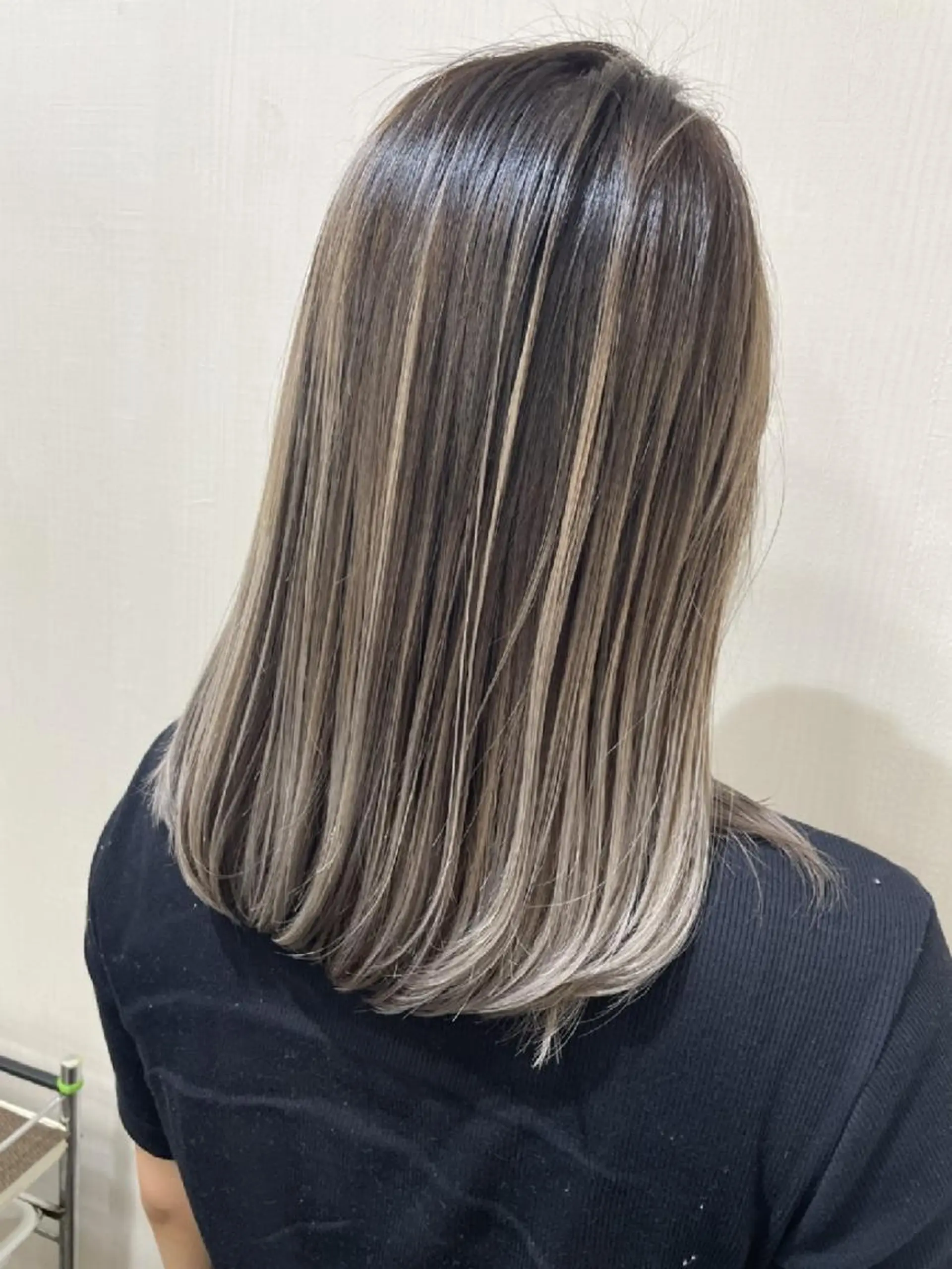ミディアム ヘアカラー 加藤 直樹のヘアスタイル