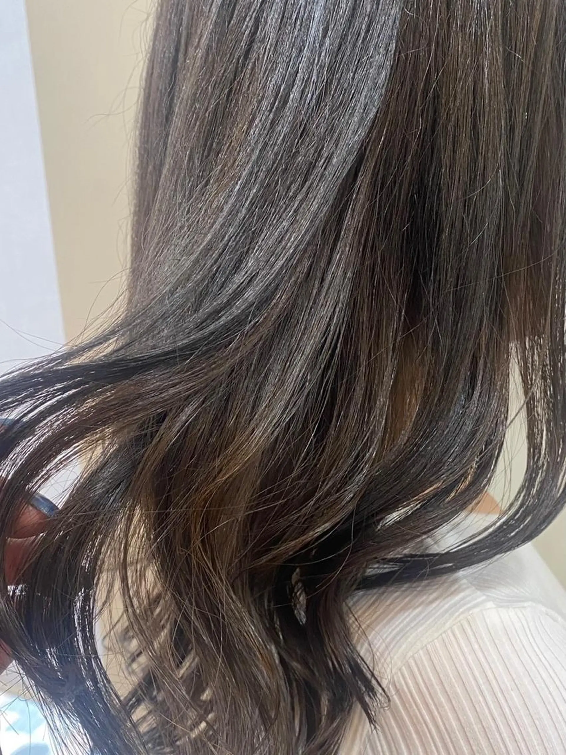 セミロング 藤原 侑香のヘアスタイル