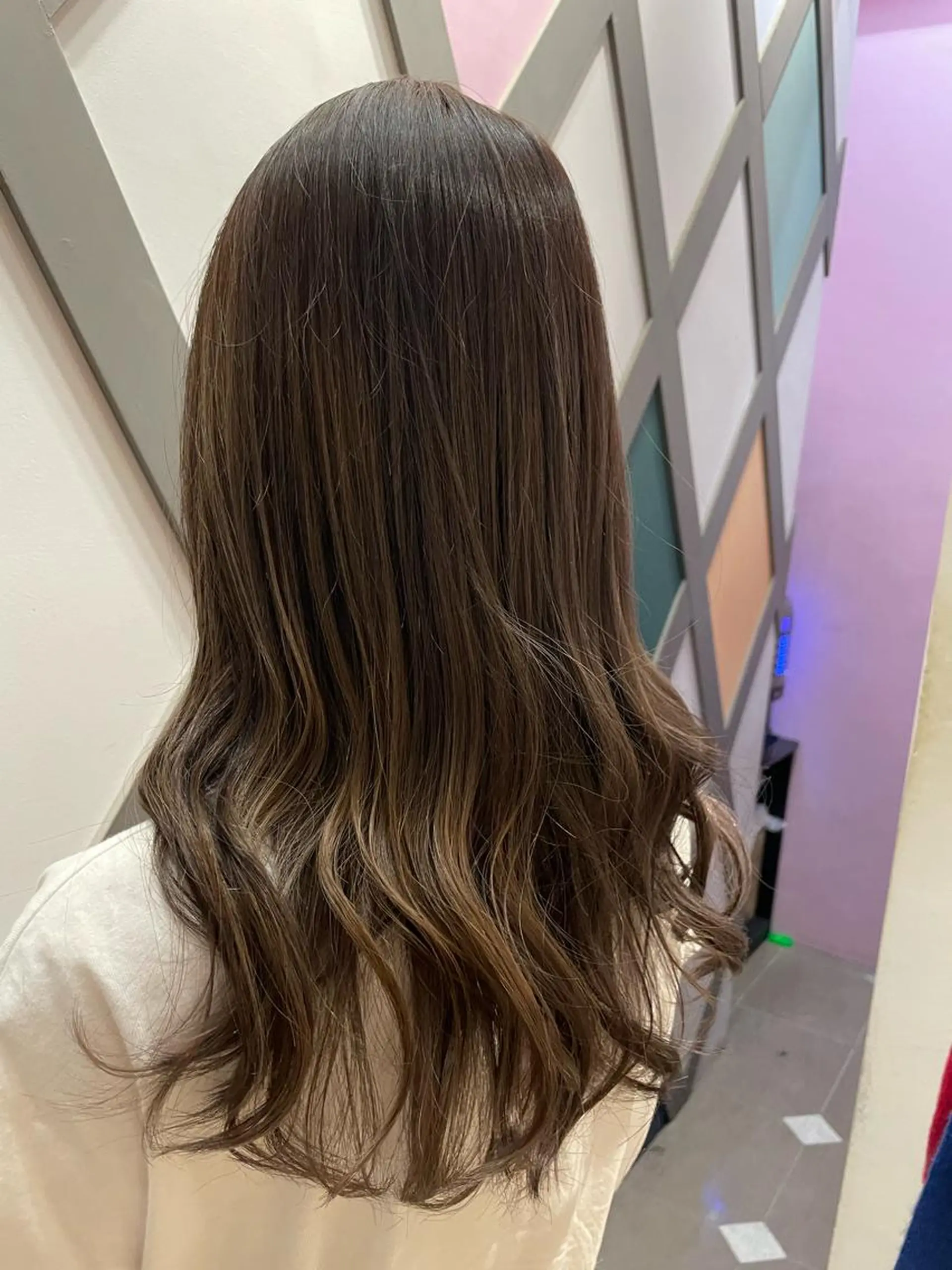 カラー 内藤 すずなのヘアスタイル