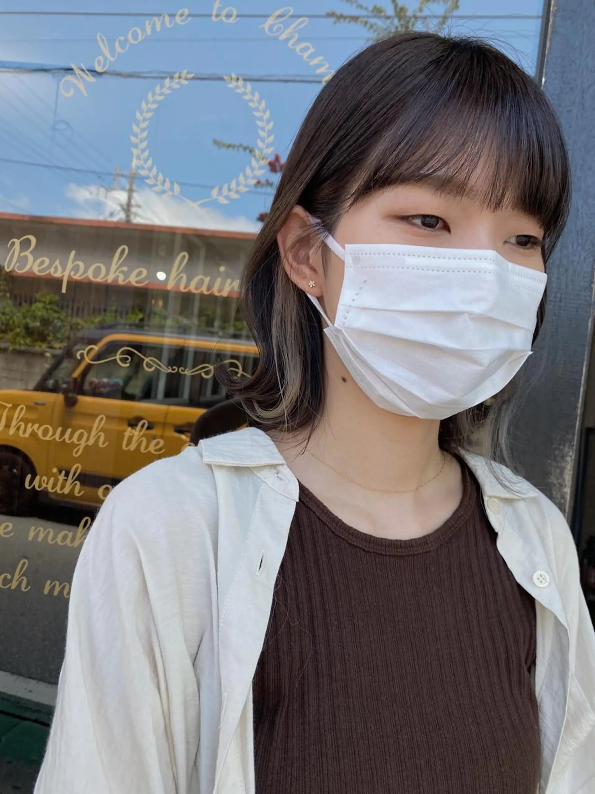 カラー イヤリングカラー ヘアカラー 艶カラー🫧 MOMOYOのヘアスタイル