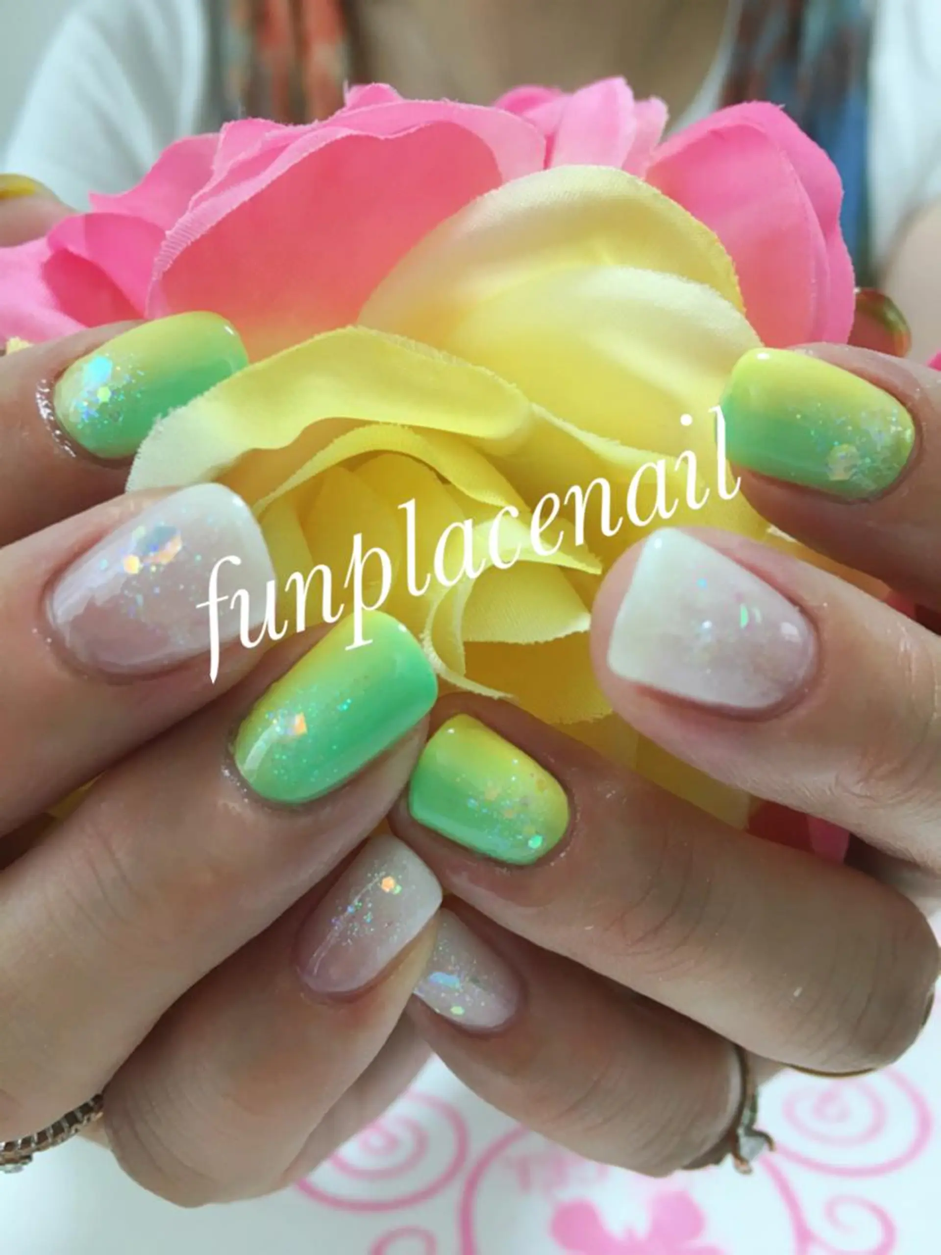 ショート ミディアム セミロング ロング カラー パーマ ヘアアレンジ メンズ キッズ ネイル まつエク nail salon&school felice所属・フェリーチェ瑞江店 新山のネイルデザイン