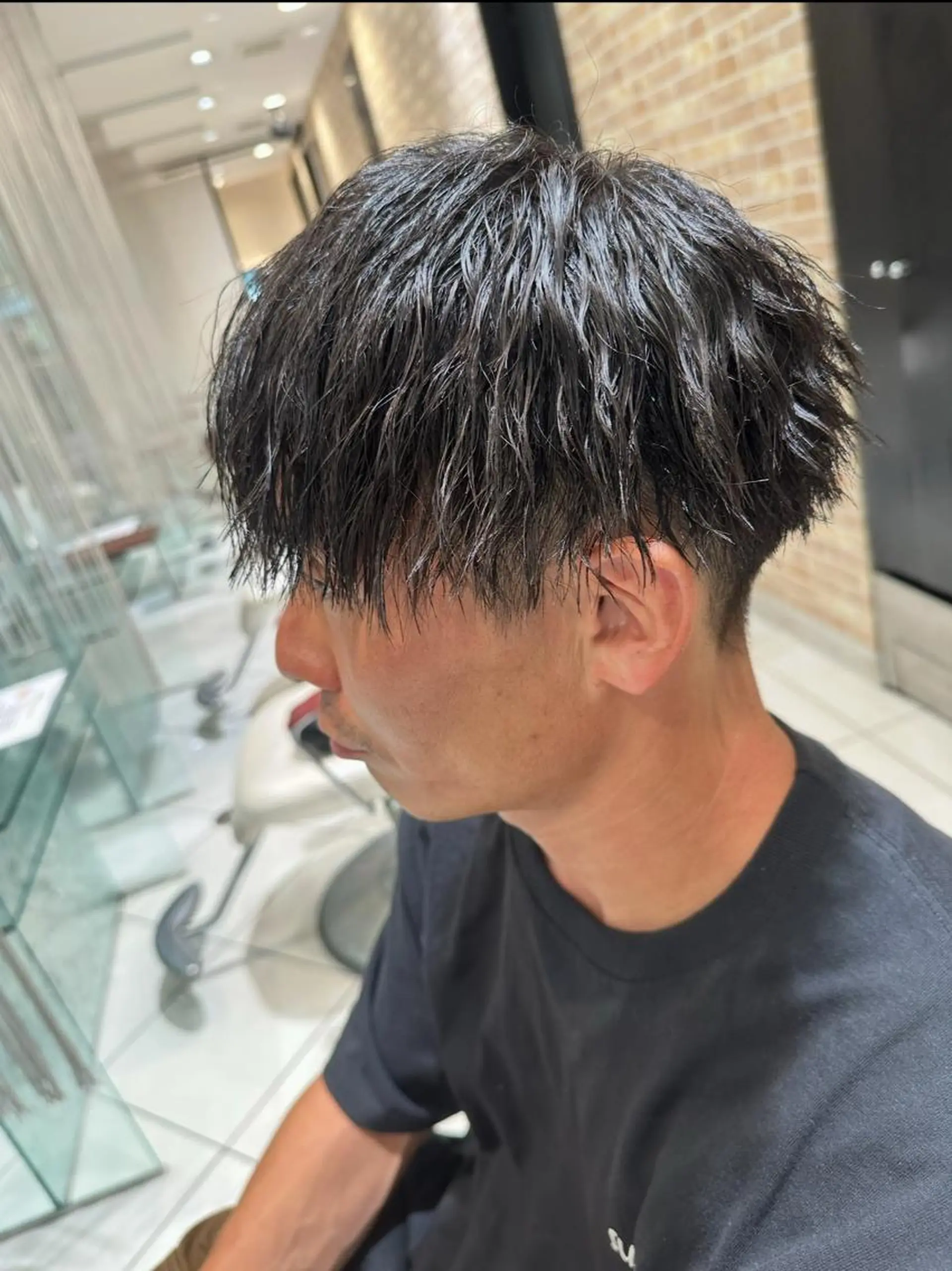 ショート パーマ ヘアアレンジ メンズ フェザーパーマ メンズパーマ メンズツイストパーマ ニュアンスパーマ ツイストパーマ カット パーマ トリートメント ヘッドスパ ヘアセット 💈メンズ特化 美容師サキ💈のヘアスタイル