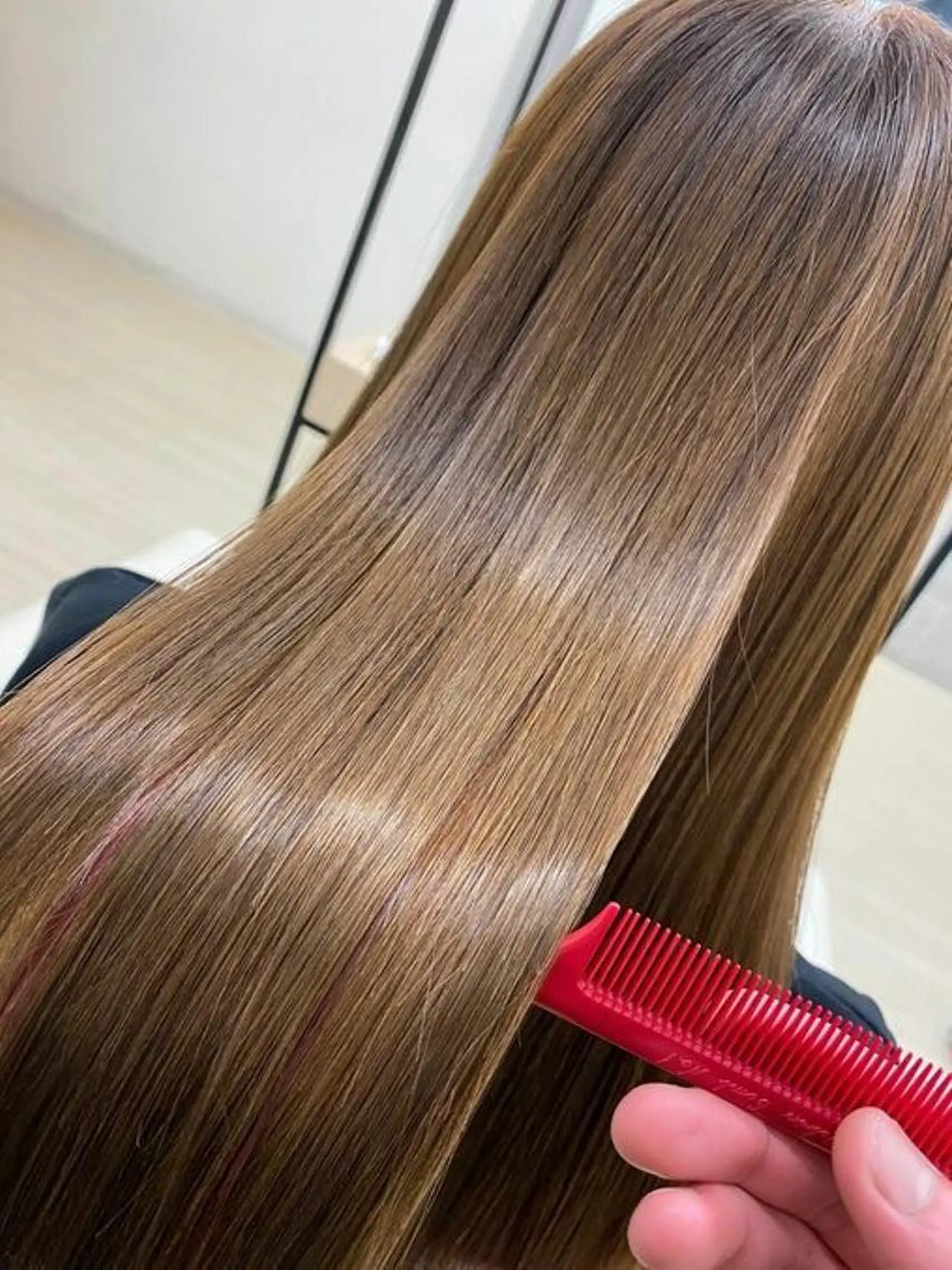 ロング 縮毛矯正 韓国風レイヤー🫧 タイキのヘアスタイル