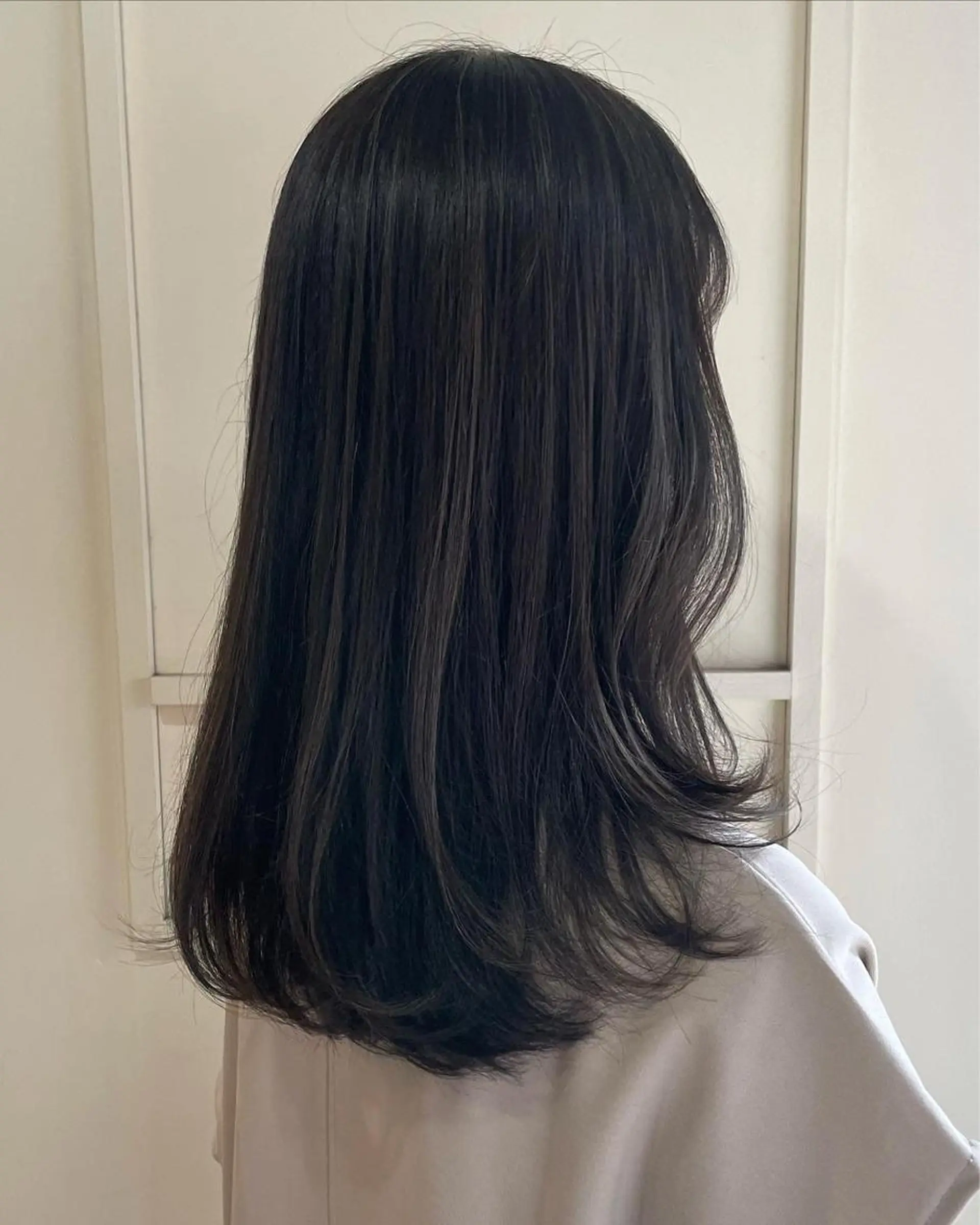 セミロング カラー ヘアアレンジ グレージュ ハイライトカラー ハイライト ナガミネアリサ/ 学芸大学/海外ヘアのヘアスタイル