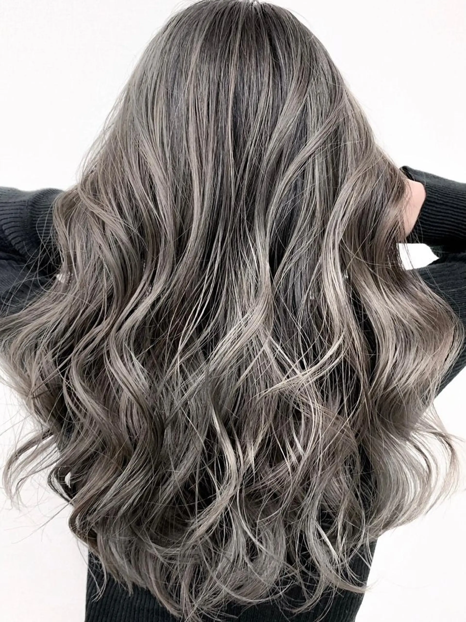 ロング カラー バレイヤージュ レイヤーカット 特別モデル価格 タカシマイッセイのヘアスタイル