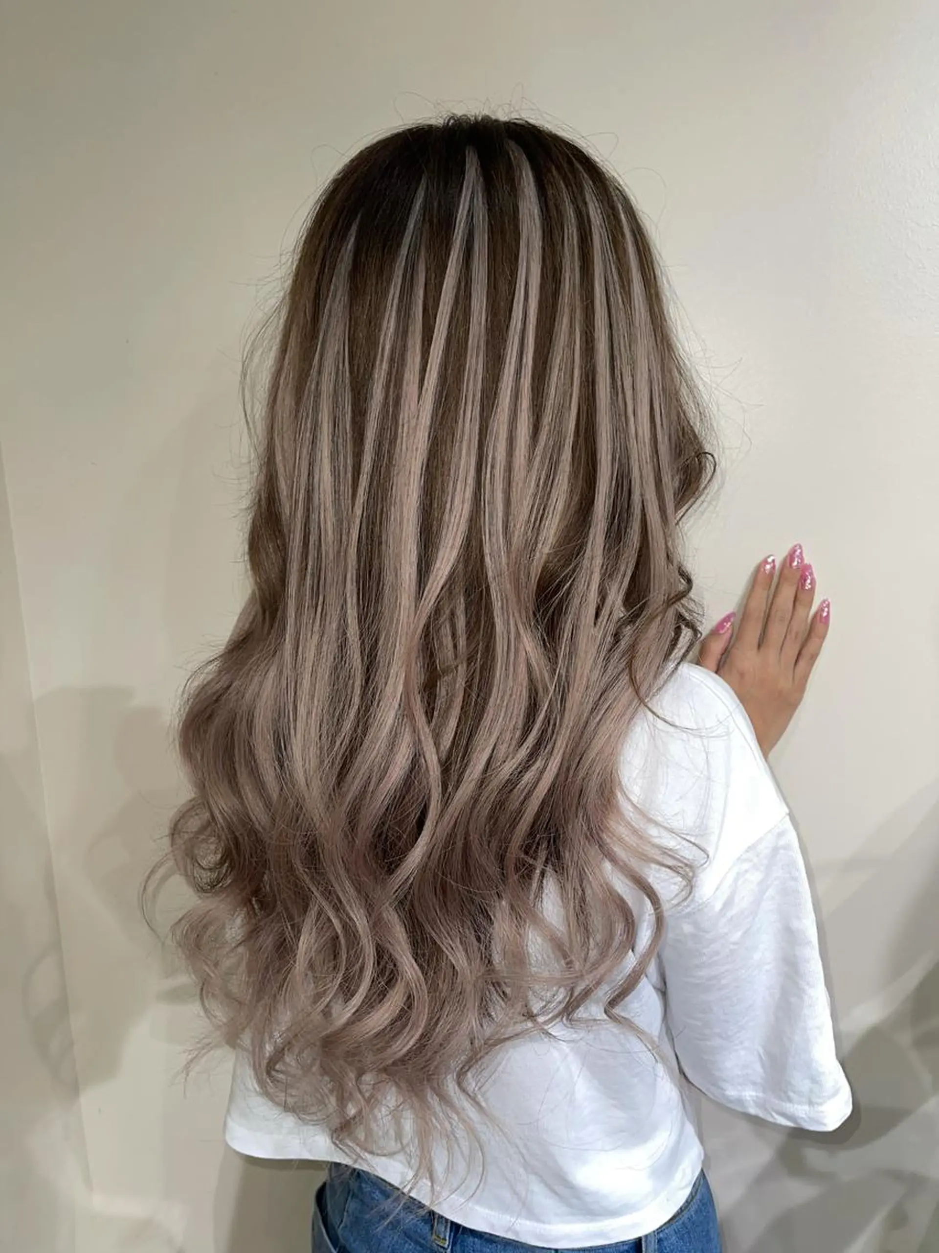 ロング カラー エクステ 渋谷/複雑履歴を救う サロン🤍なじむエクのヘアスタイル