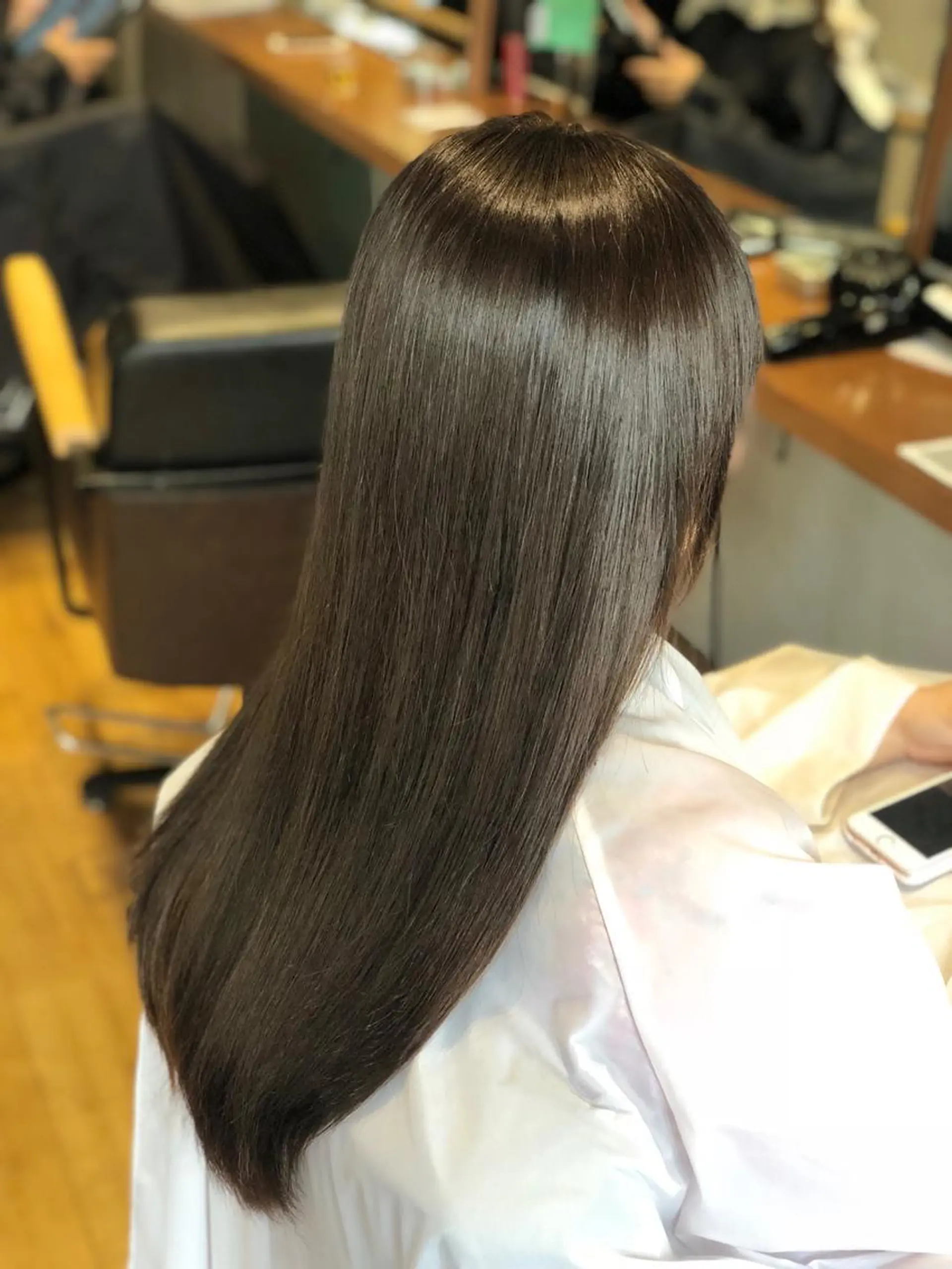 ロング カラー グレージュ あらい なつみのヘアスタイル