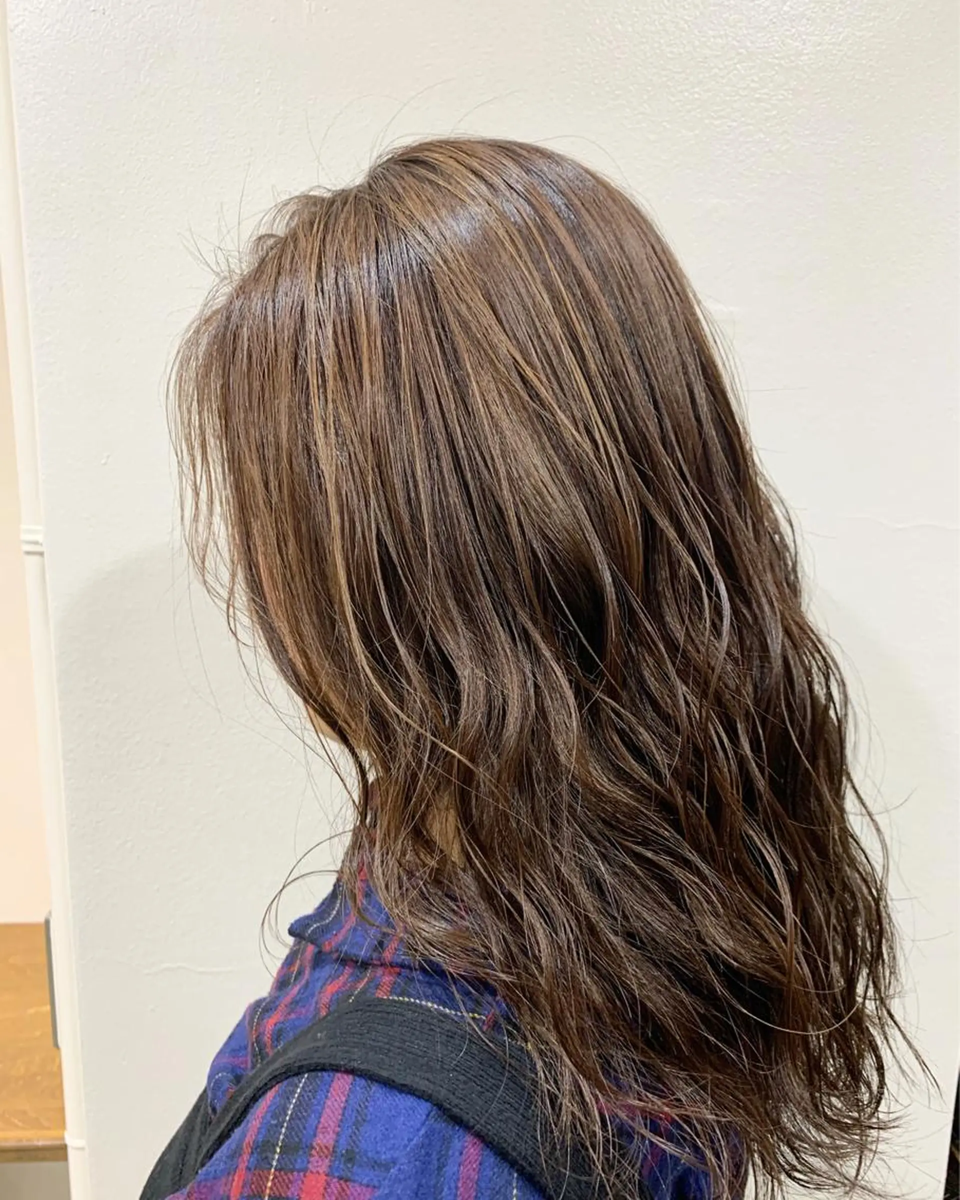 ロング ハイライト ヘアカラー トリートメント ヘッドスパ ヘアセット 山口 竣也のヘアスタイル