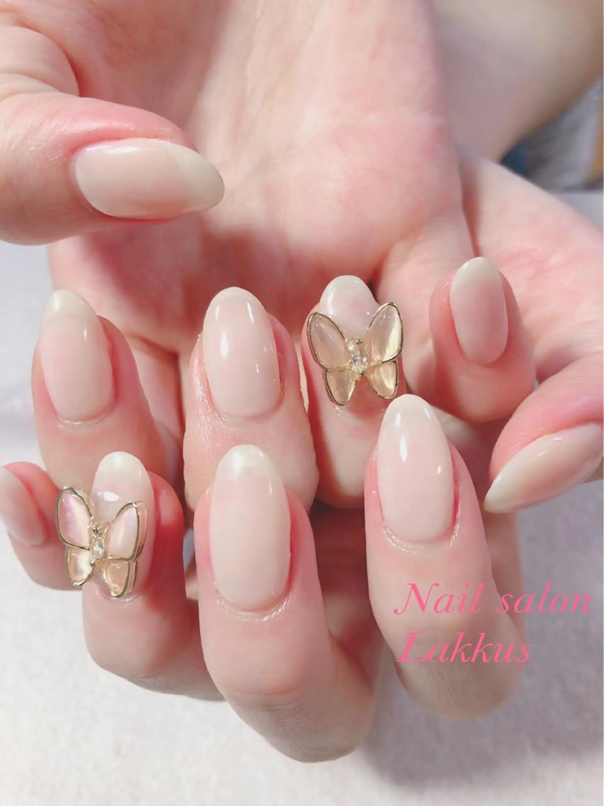 ネイル Lakkus T－CHIのネイルデザイン