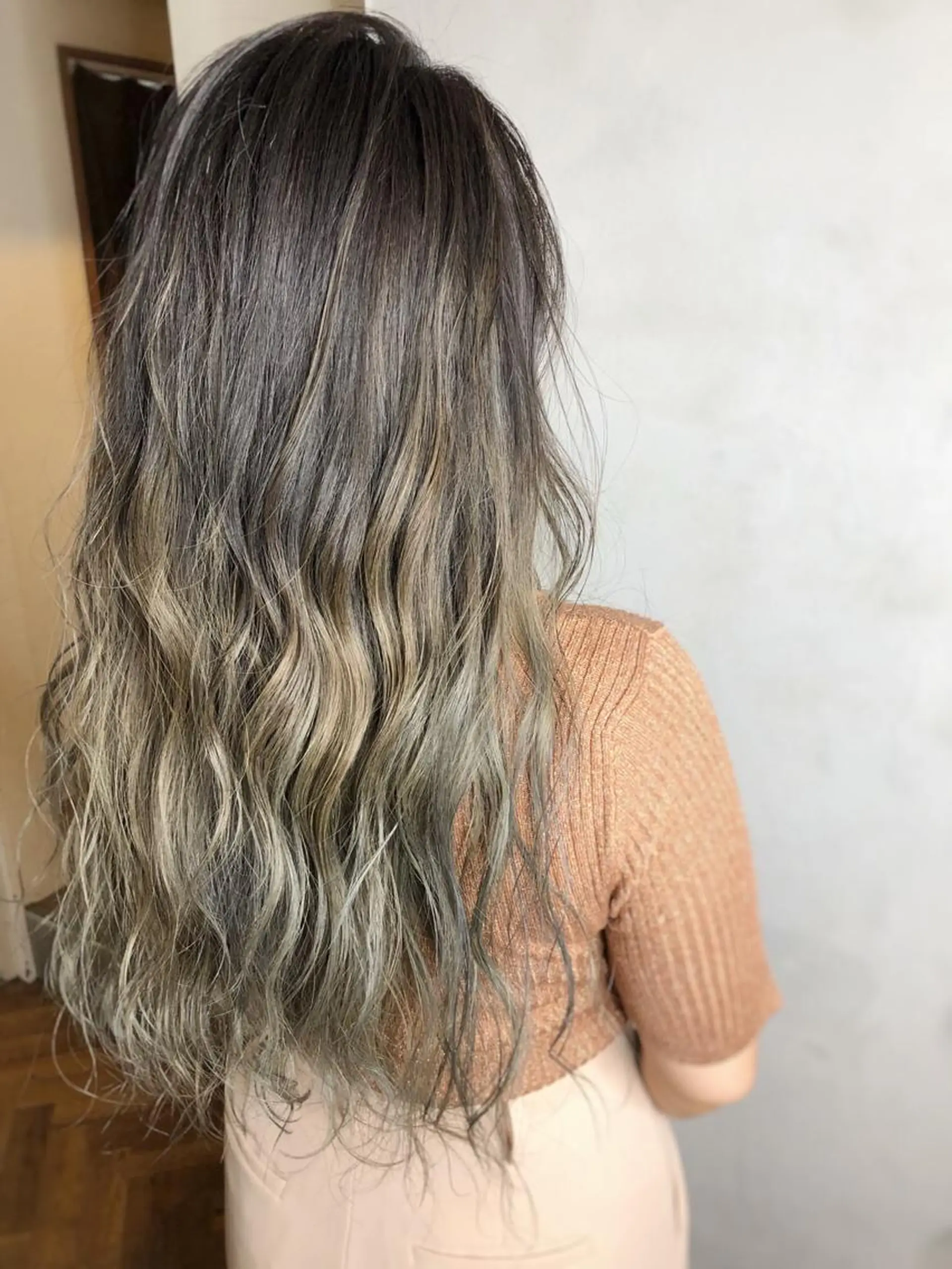 ロング カラー 髙田 健治 (ケンジ)のその他イメージ