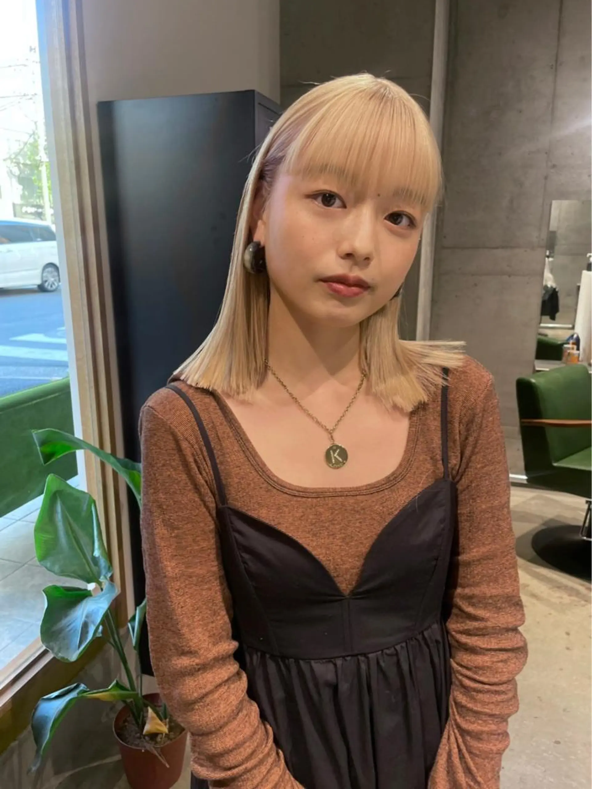 セミロング カラー ヘアカラー トリートメント MONIQA【モニカ】所属・名古屋ハイトーン/ 🐶ブリーチ専門店のヘアスタイル