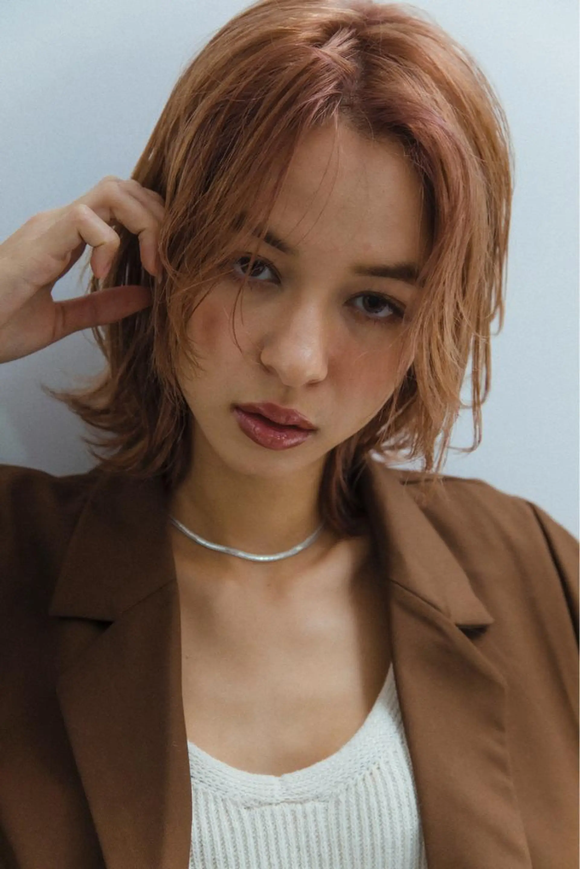 セミロング カラー ベージュカラー ピンクカラー ピンクベージュ ウルフカット 色素薄めカラー❤︎ chihiroのヘアスタイル
