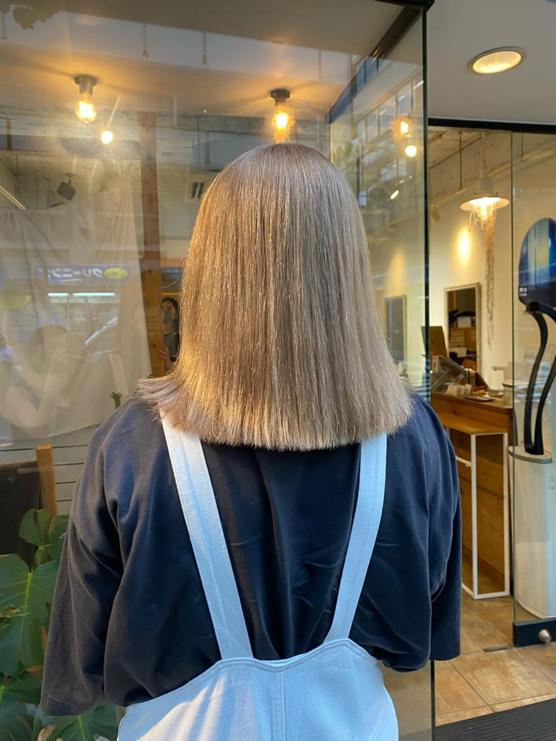 ミディアム カラー 韓国ヘア♡レイヤー AYAのヘアスタイル