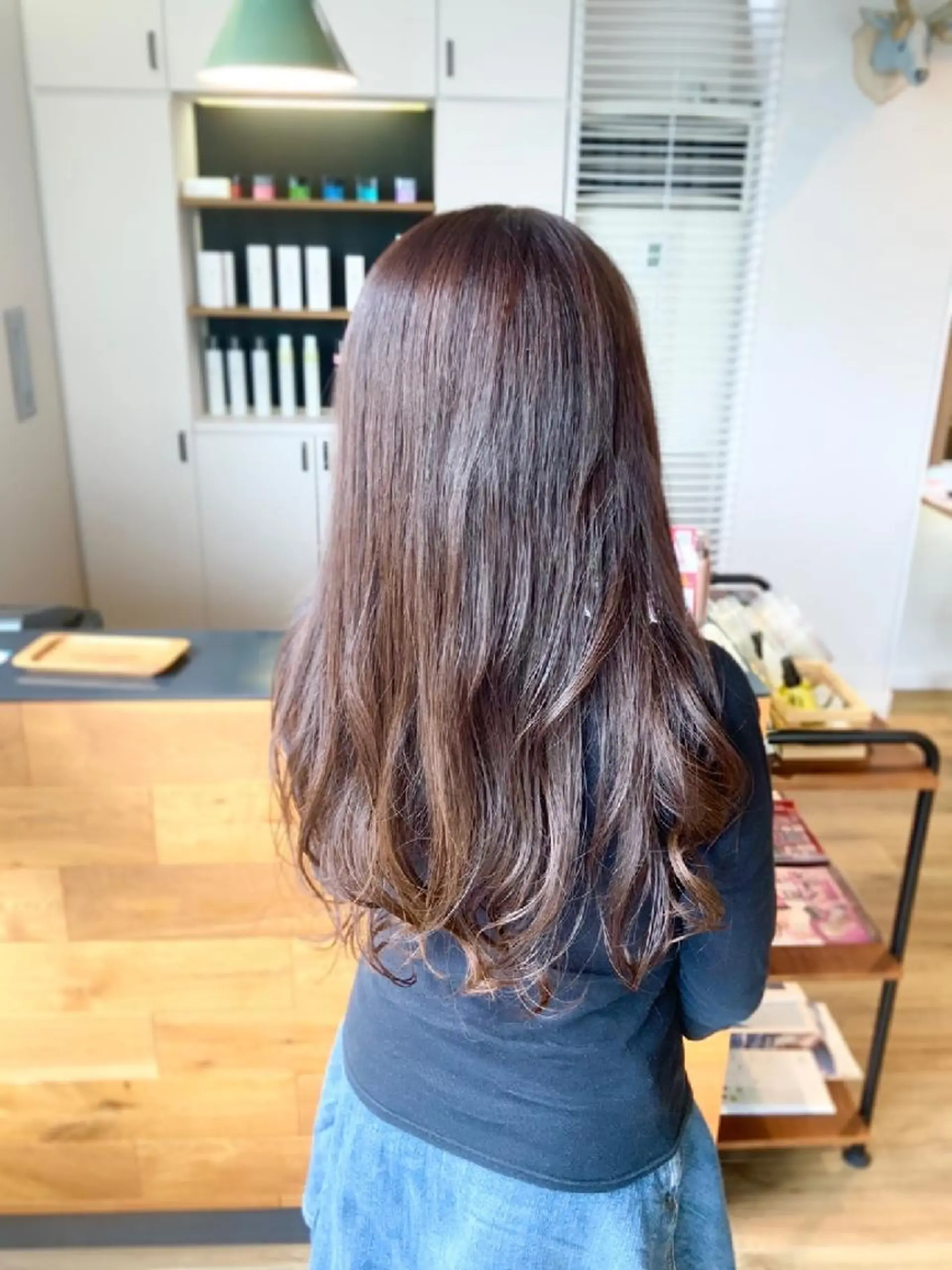 カラー ブラウンカラー ナチュラルブラウン カット ヘアカラー トリートメント 堀 望美のヘアスタイル