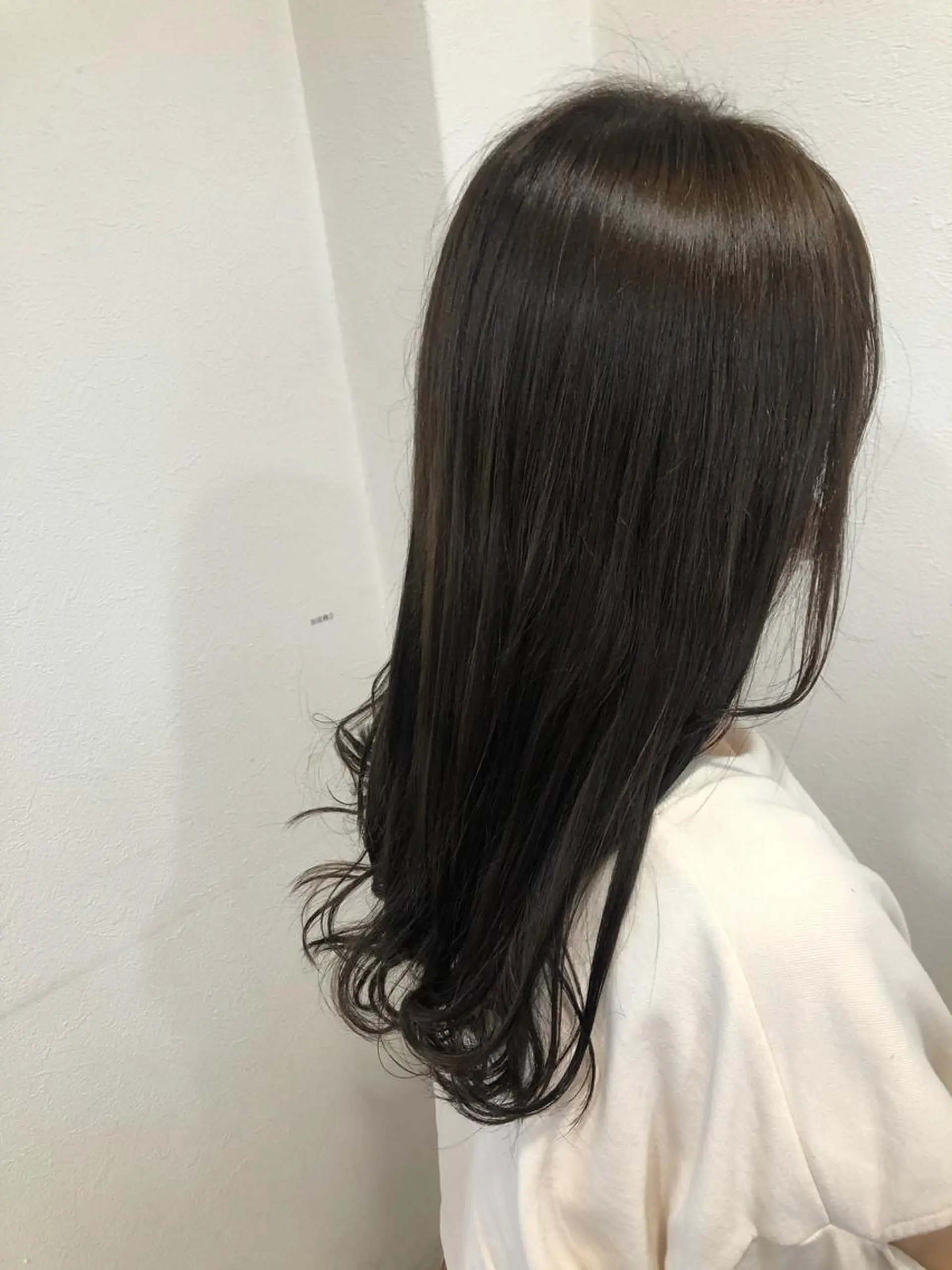 セミロング カラー 福岡 舞のヘアスタイル