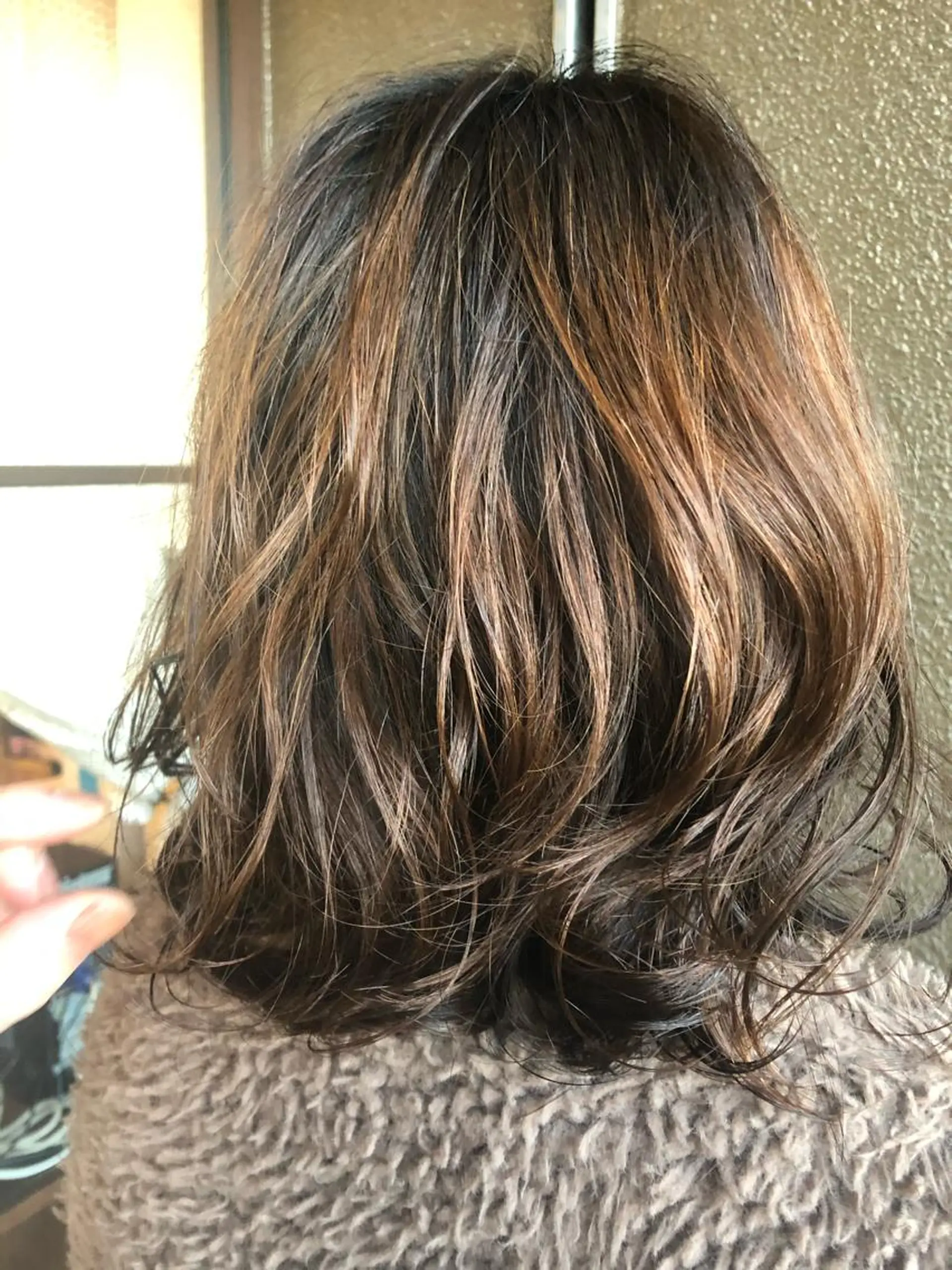 ミディアム ミディアムパーマ CLASSICO hair所属・トミタ ショウヘイのヘアスタイル