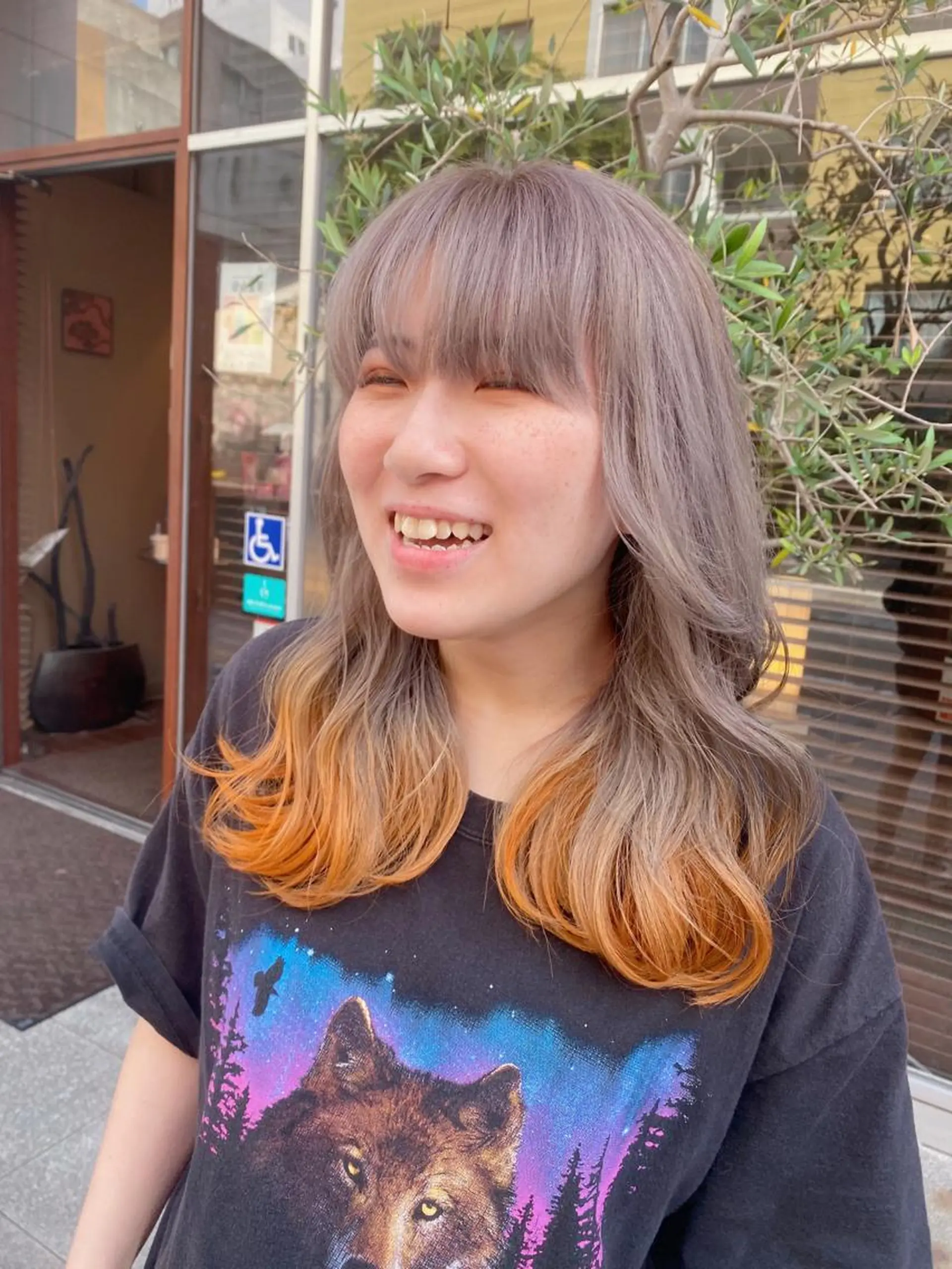 ロング カット ヘアカラー トリートメント maika /layer cutのヘアスタイル