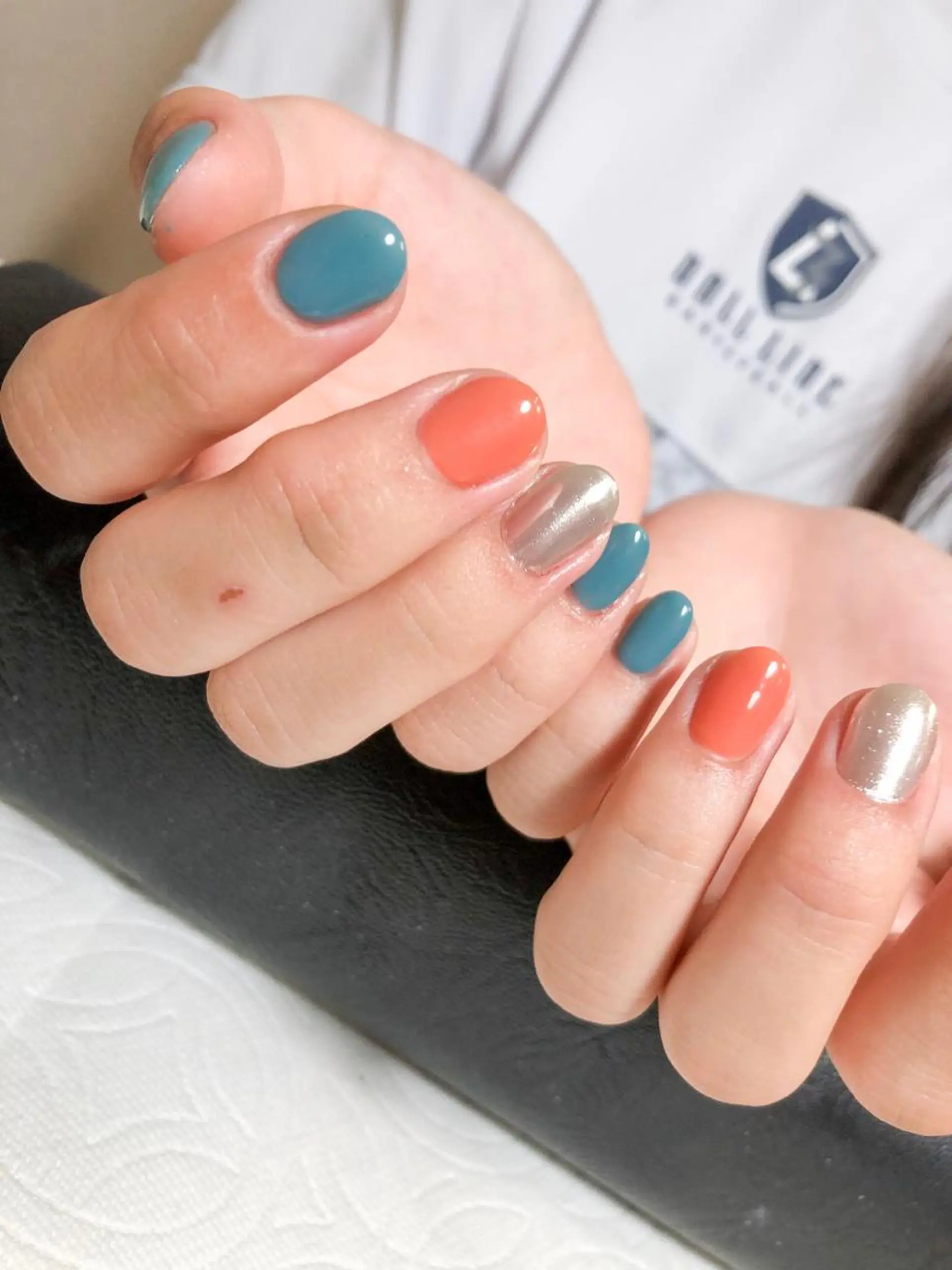 ネイル ミラーネイル ワンカラーネイル 黒沢 直子のネイルデザイン