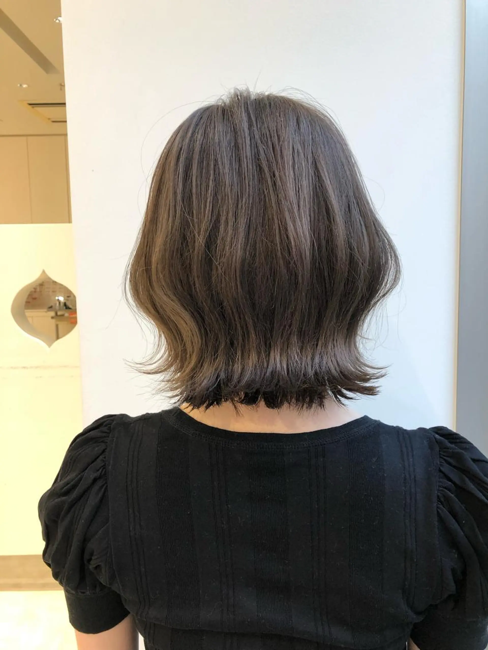 ミディアム カラー ボブ くびれヘア 佐藤 侑哉のヘアスタイル