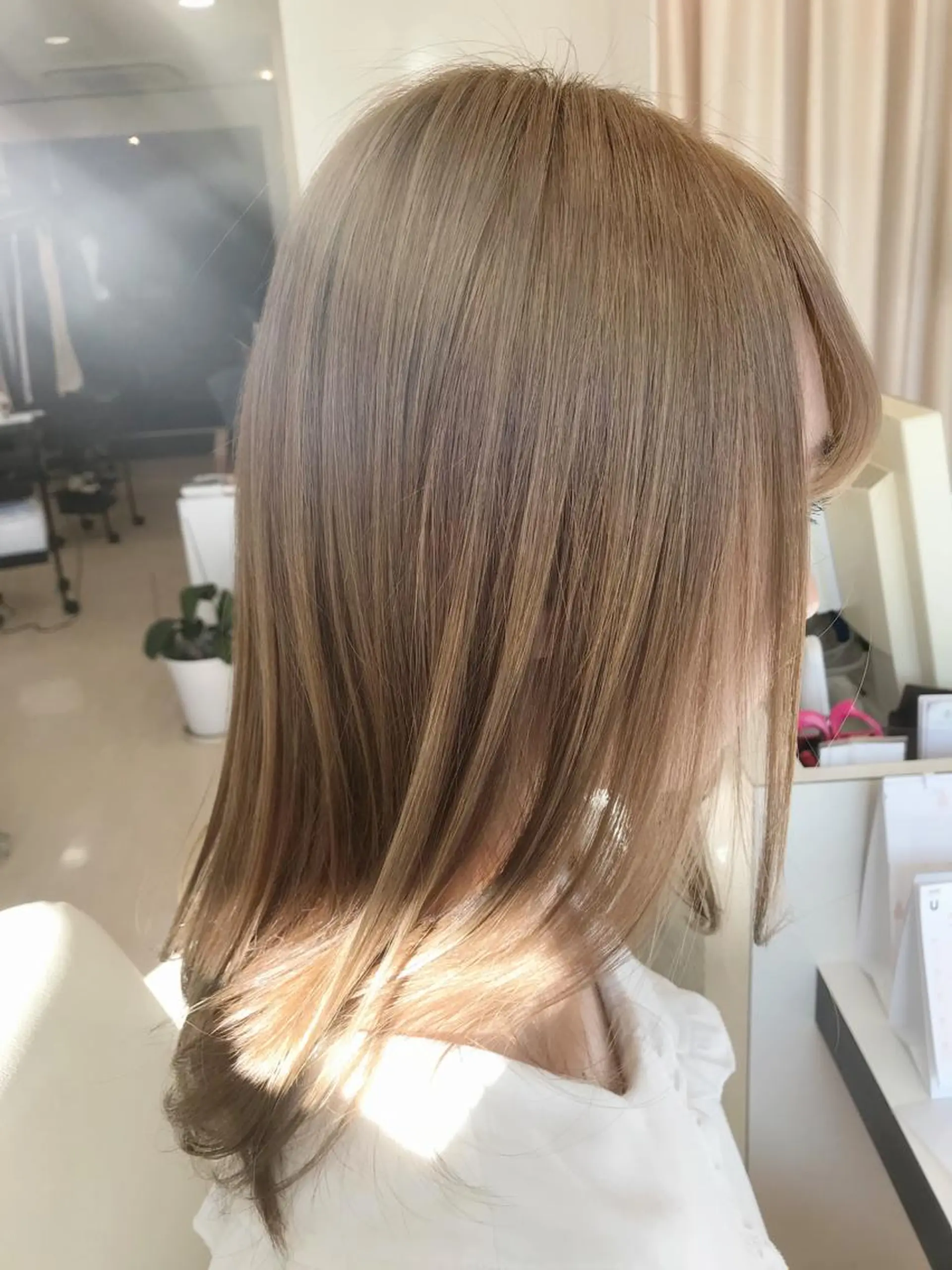 ミディアム カラー ベージュカラー ダブルカラー ヘアカラー トリートメント 武田 清久のヘアスタイル