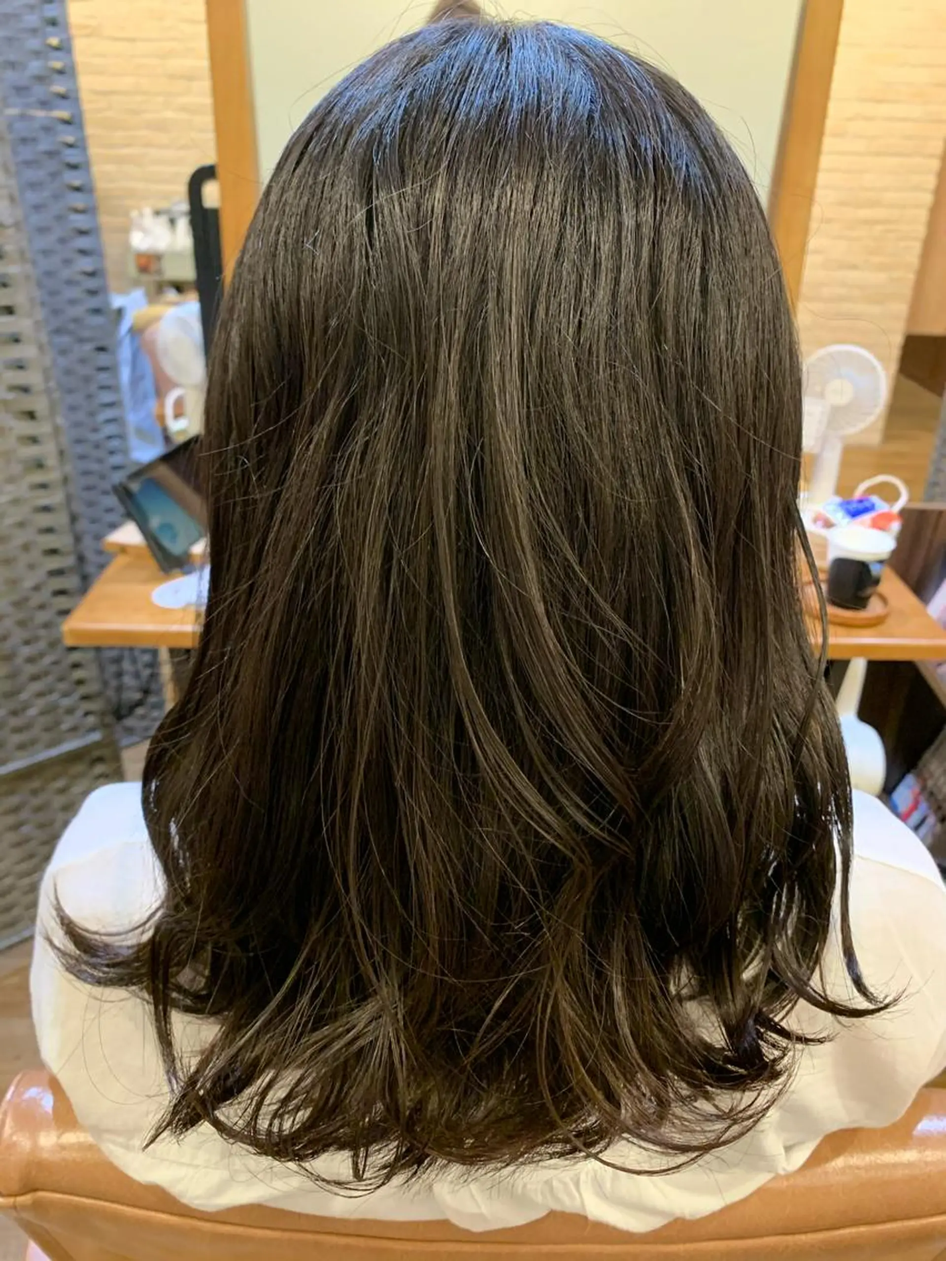 セミロング 林 花鈴🐇🌸のヘアスタイル