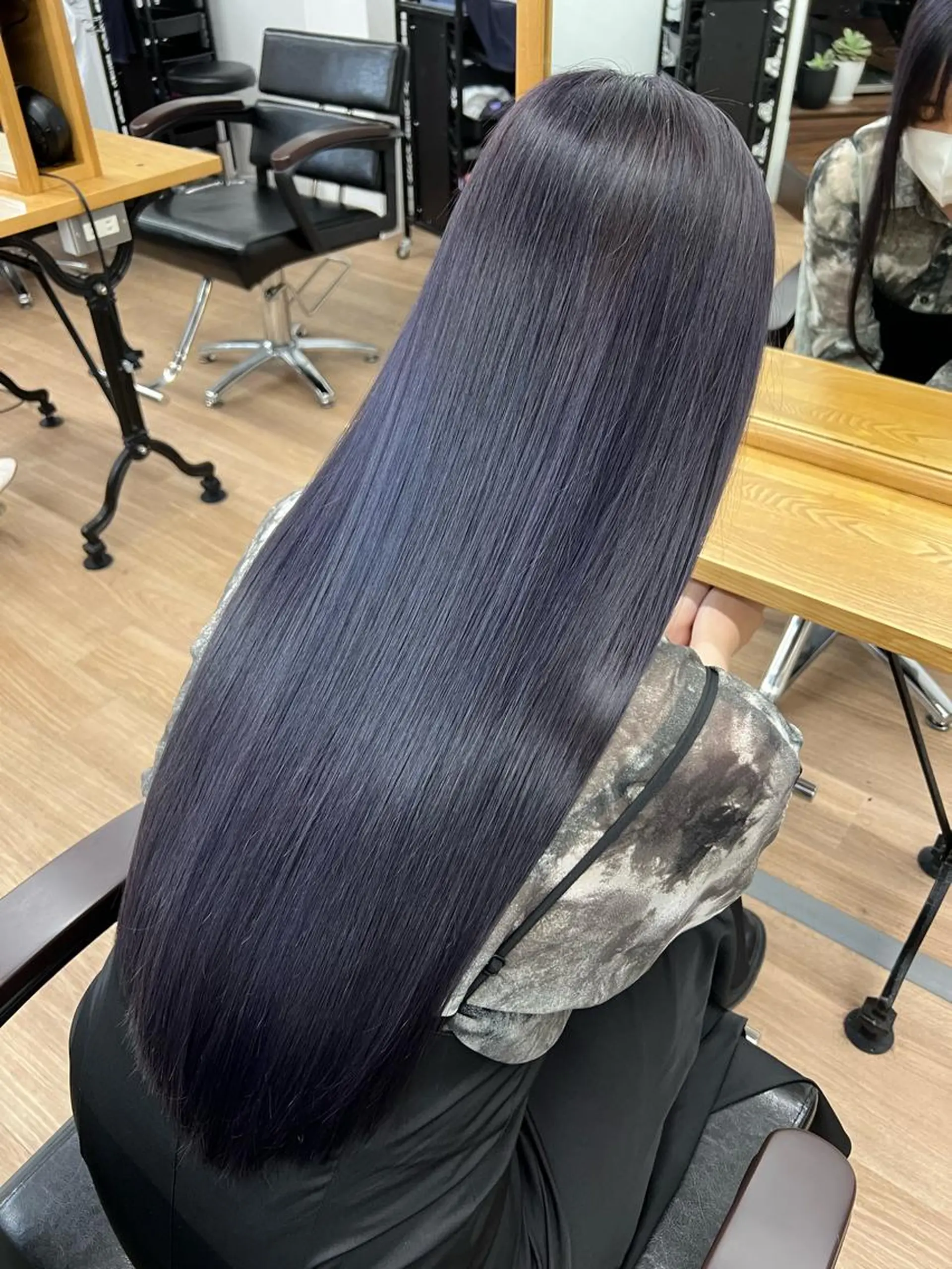 ロング カラー パーマ ヘアアレンジ メンズ キッズ ネイル マツエク・マツパ アイブロウ メンズバレイヤージュ メンズブリーチ メンズハイライト メンズインナーカラー メンズ韓国風 カット ヘアカラー トリートメント nico TOKYO 渋谷所属・ハイトーンブリーチ 特化🌈フジタハルキのヘアスタイル