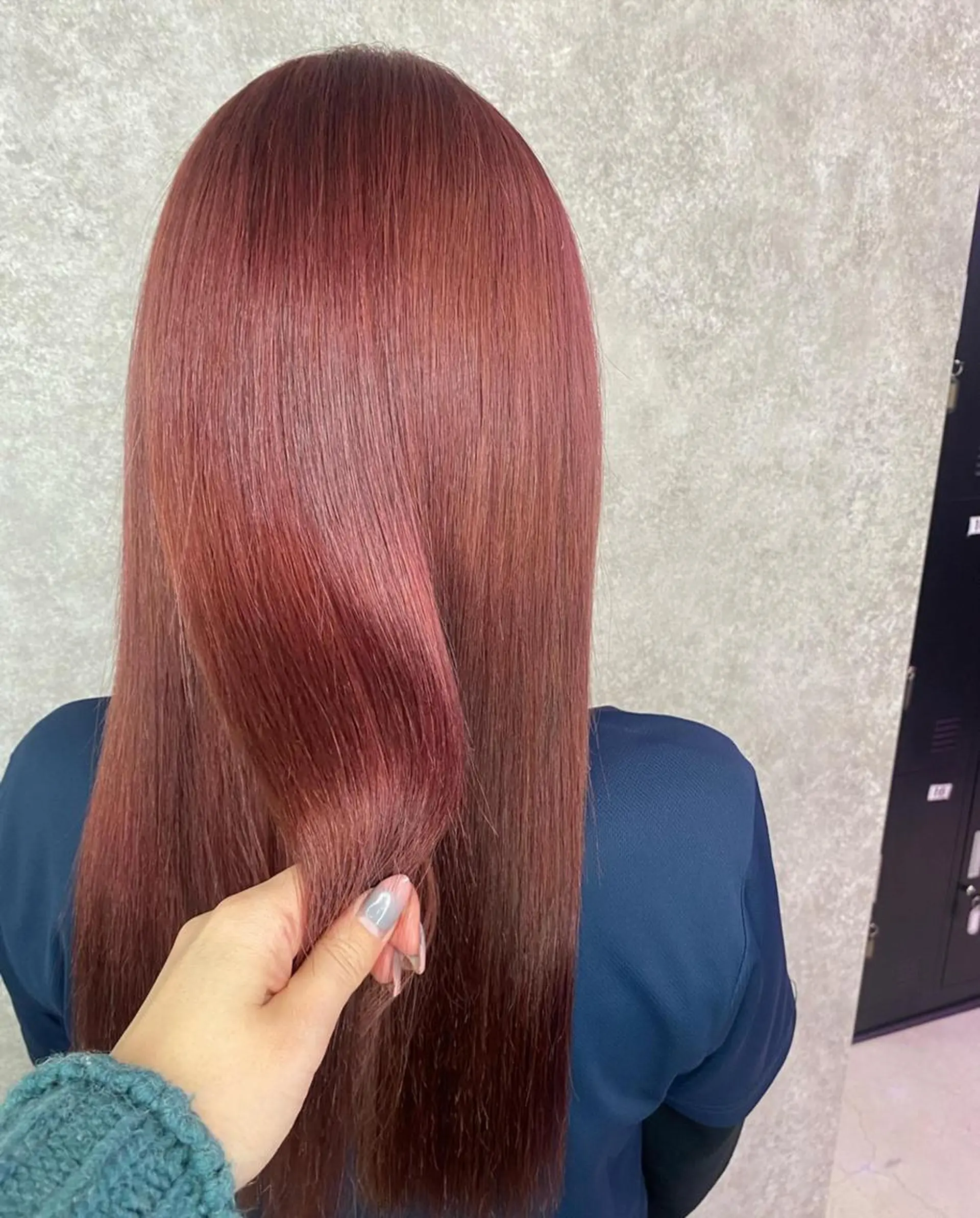 ロング カラー ブリーチ ブラウンカラー ブリーチなしカラー ピンクカラー ピンクブラウン UNDER vr 【アンダーバー】のヘアスタイル