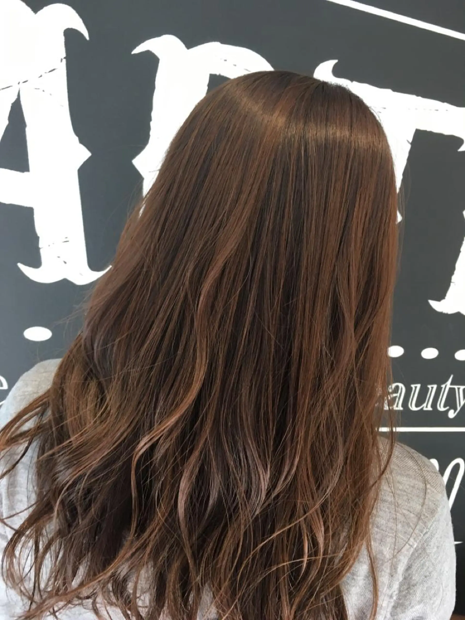 ロング カラー Aimer Hair Design Lewis所属・伊藤 いほみの眉毛・アイブロウイメージ