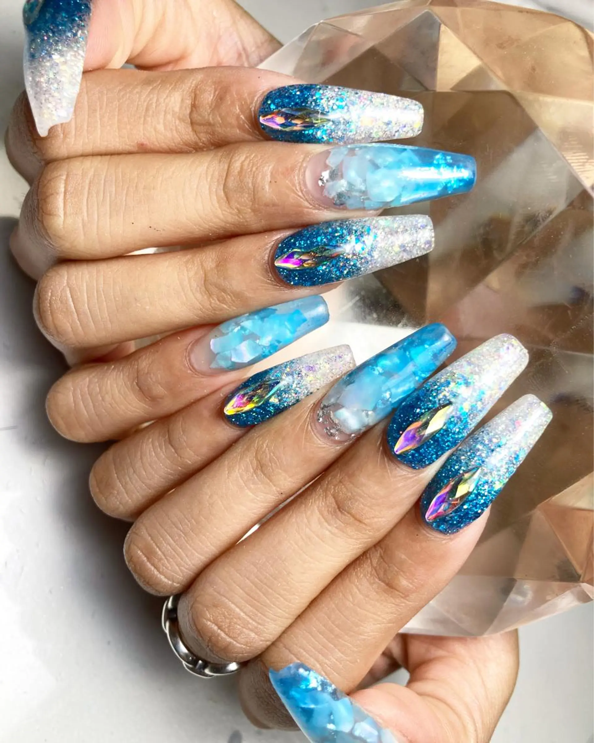 ネイル nailALBA 安蒜良彰のネイルデザイン