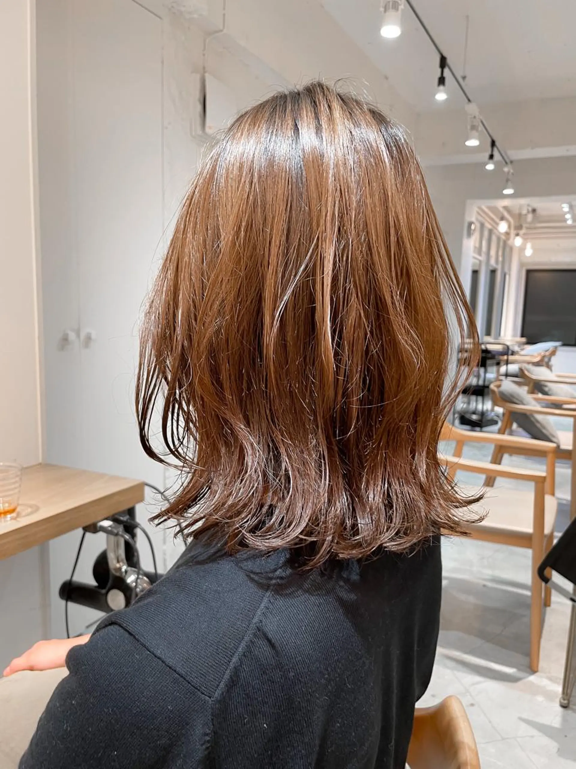 ミディアム ヘアアレンジ くびれヘア 🤍似合わせカット/ 艶カラー/表参道🫧のヘアスタイル