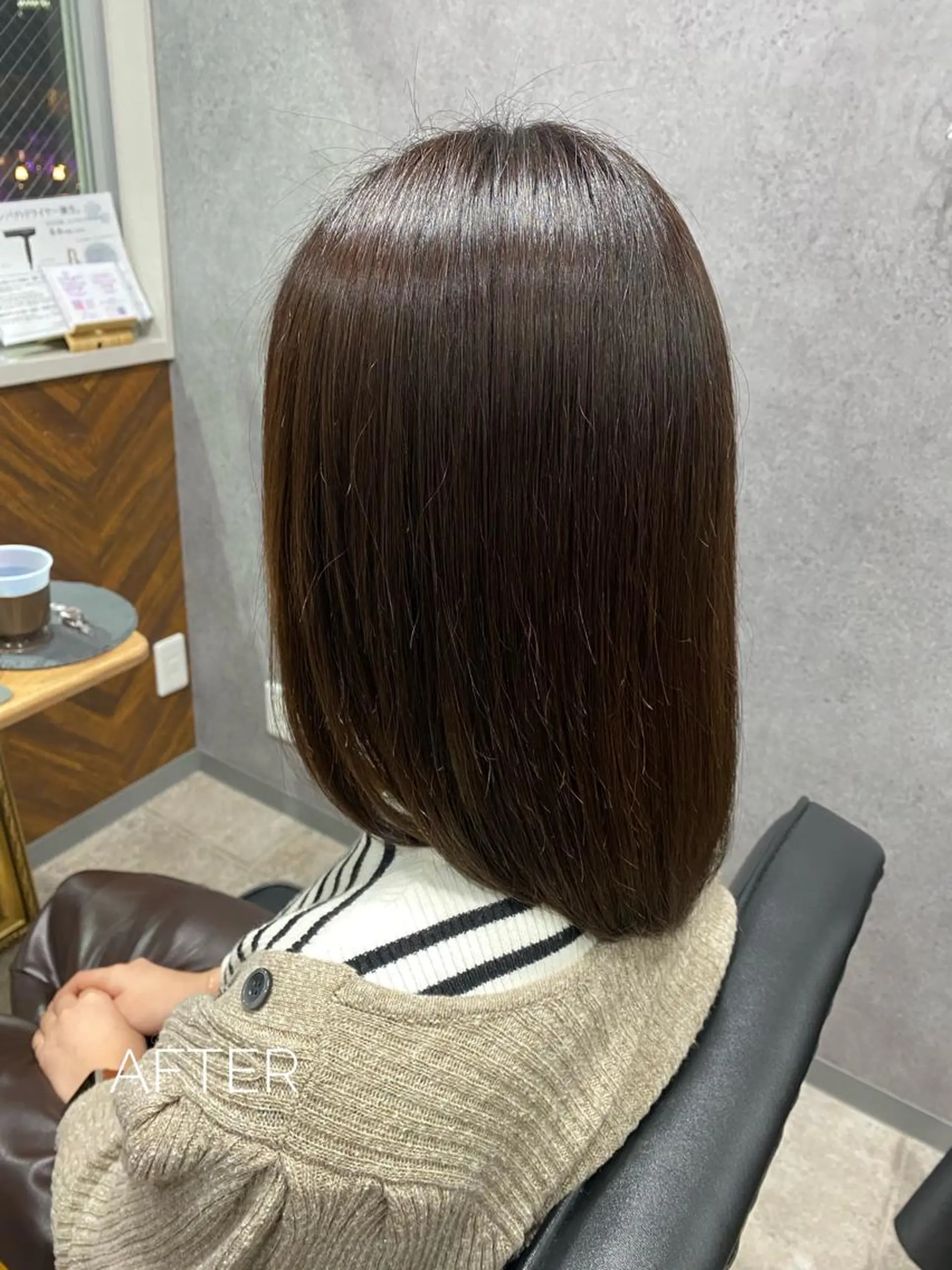 セミロング カラー ブリーチ ケアブリーチ ハイトーンカラー 髪質改善 ヨシンモリ clomus所属・YUKA艶髪 🌸寛ぎ部屋のヘアスタイル