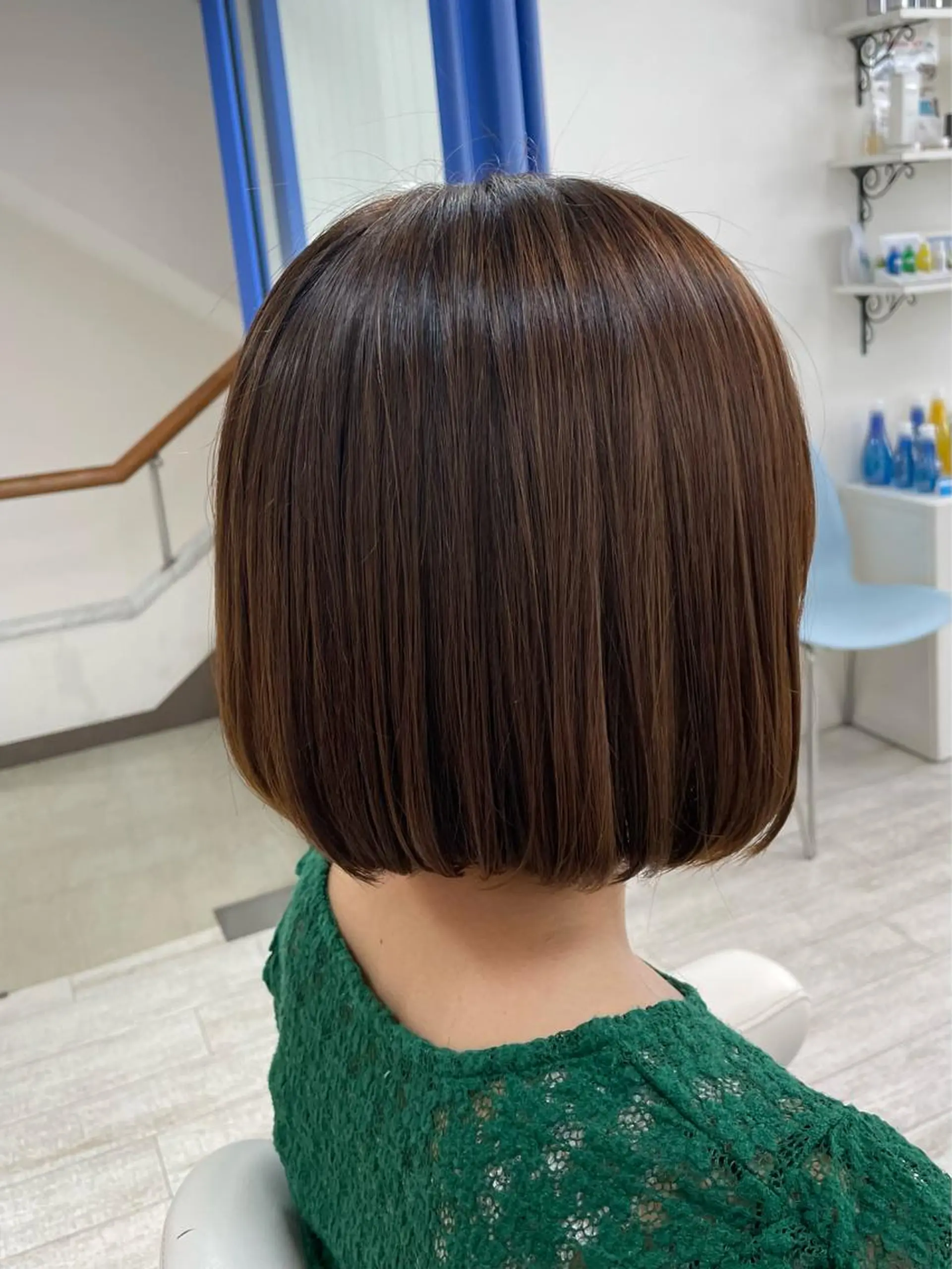 ショート 前下がりボブ ボブ カット ヘアカラー 新籾 尚哉のヘアスタイル