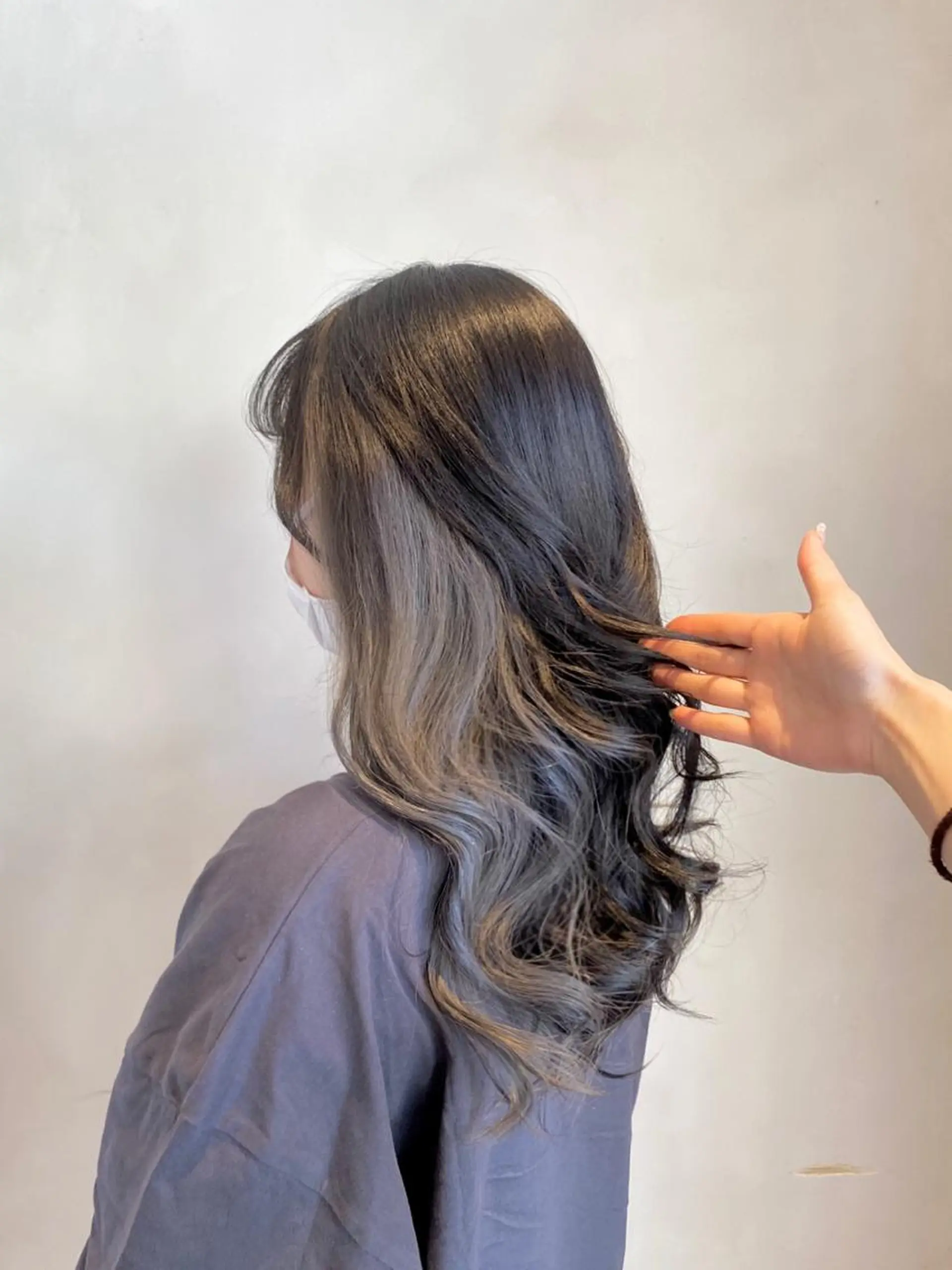 ロング ヘアカラー motel所属・モデルや芸能人も通う ✨マンツーマンサロンのヘアスタイル