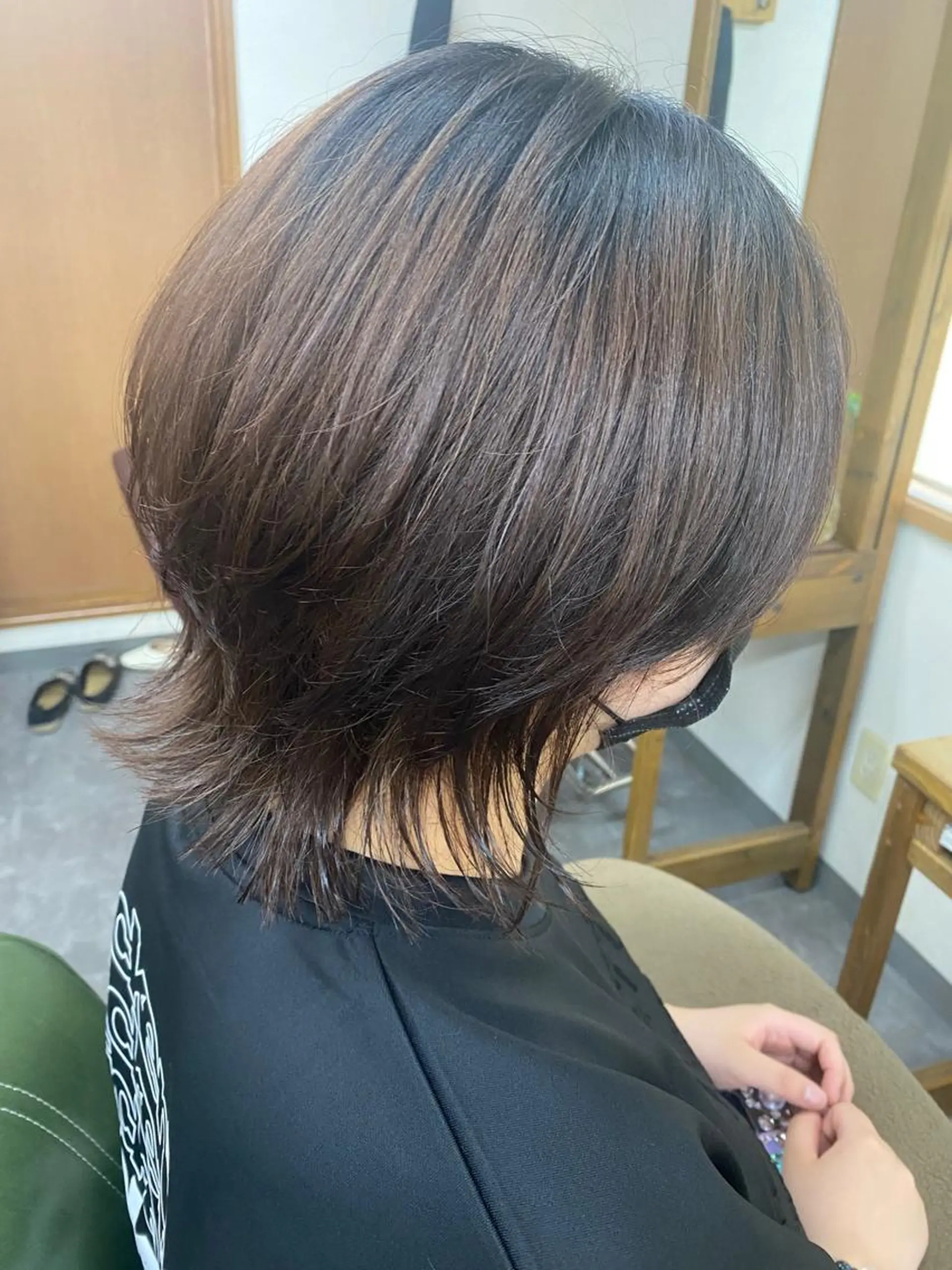 ミディアム ウルフカット カット トリートメント 永沼 真依のヘアスタイル