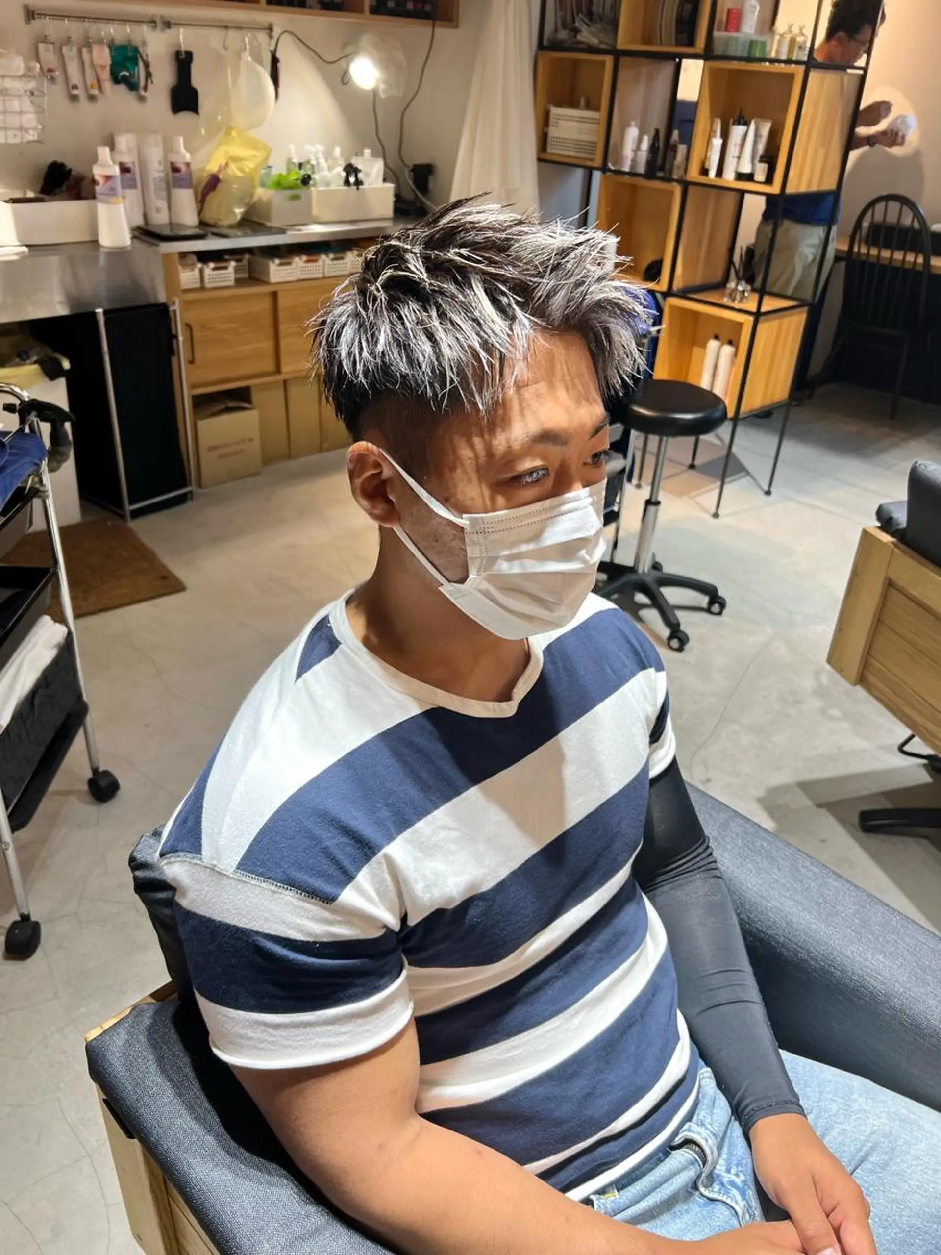 カラー メンズ メンズメッシュ メッシュ カット ヘアカラー トリートメント メンズ専門　井藤 雅也のヘアスタイル