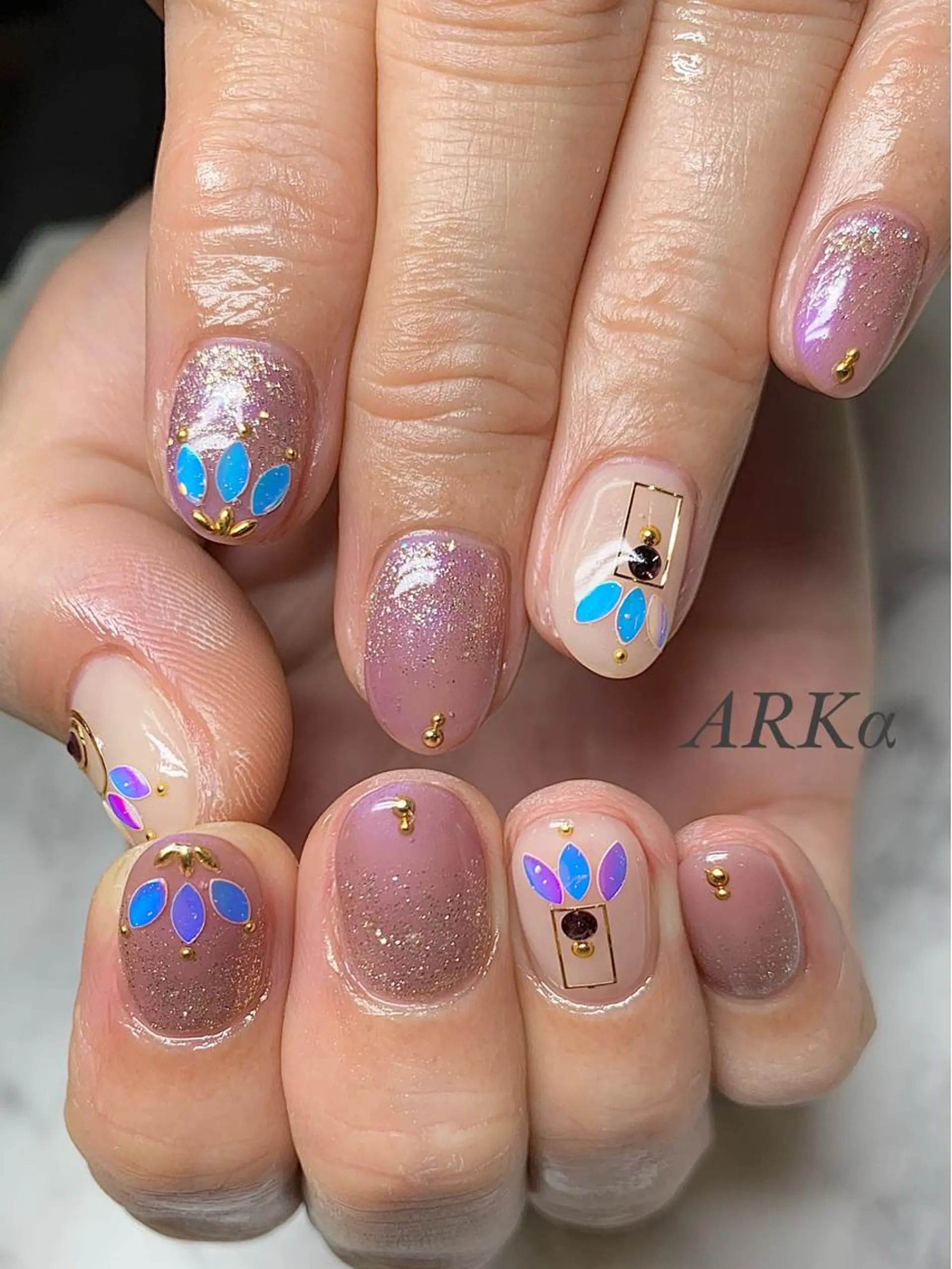 ショート ネイル ハンドネイル Nailsalon ARKαのネイルデザイン