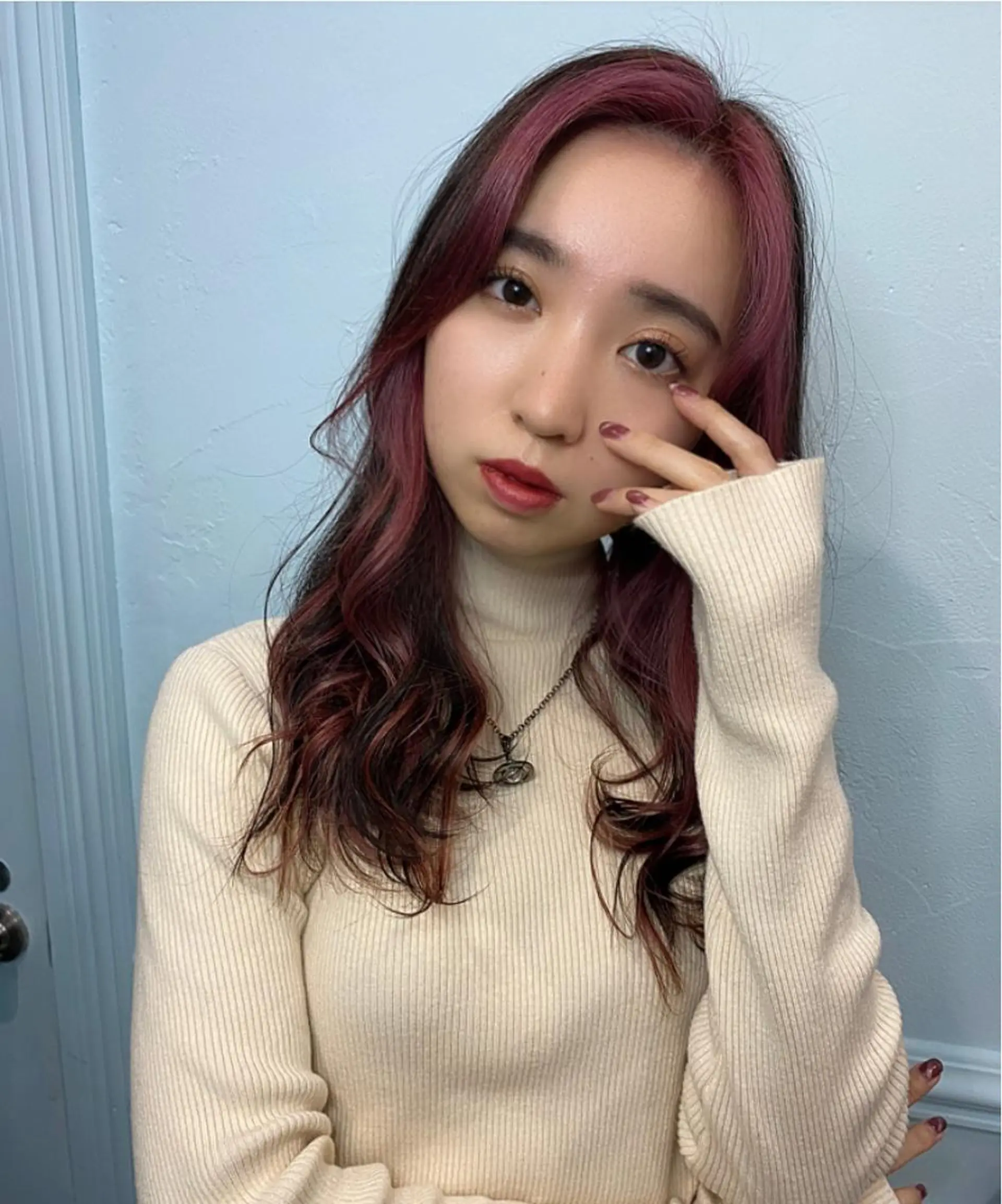 ロング カラー ヘアアレンジ 寒色アイドルカラー JUNOチナツのヘアスタイル