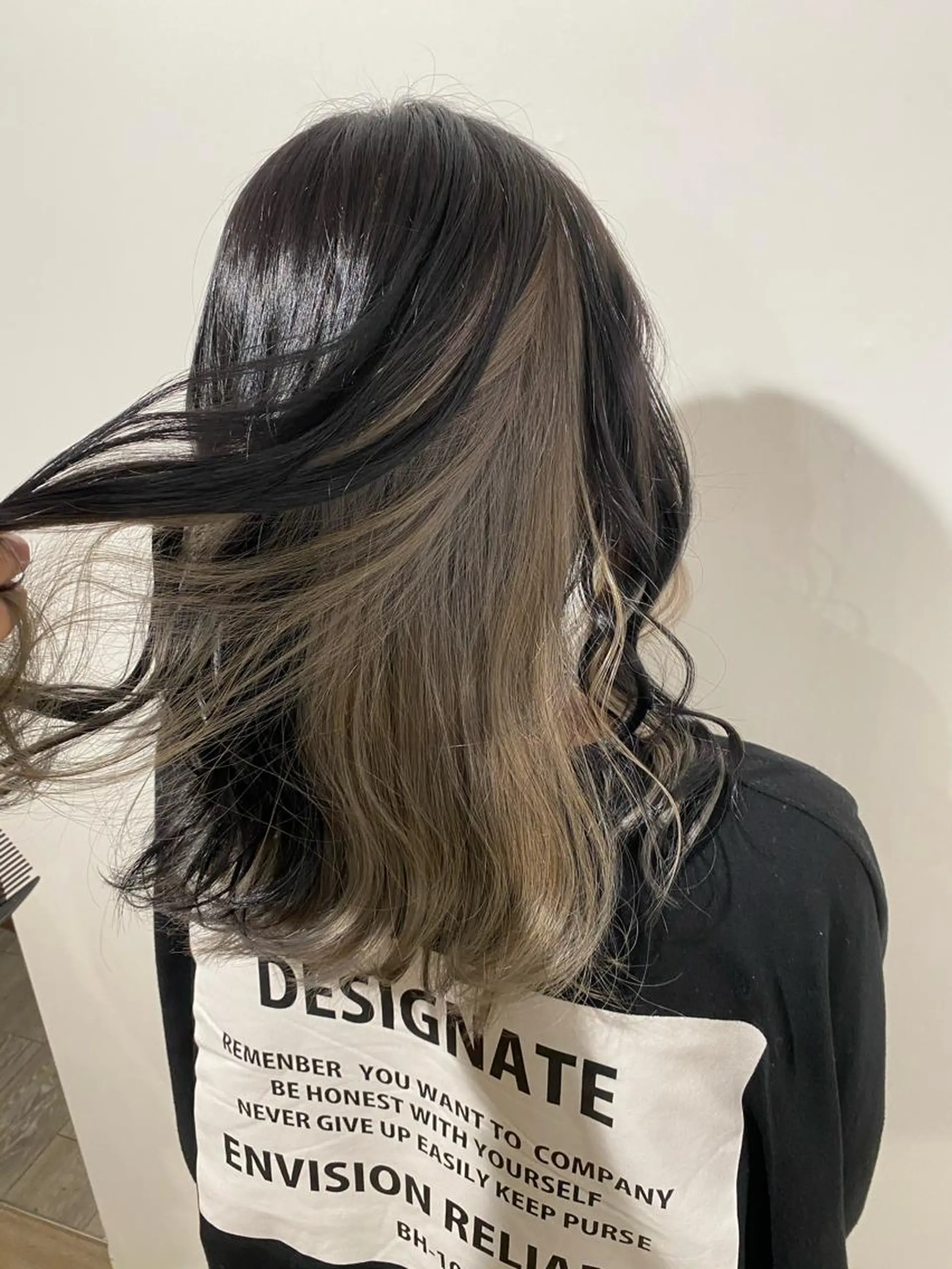 ロング 【.ico】心斎橋 飛田ゆうきのヘアスタイル