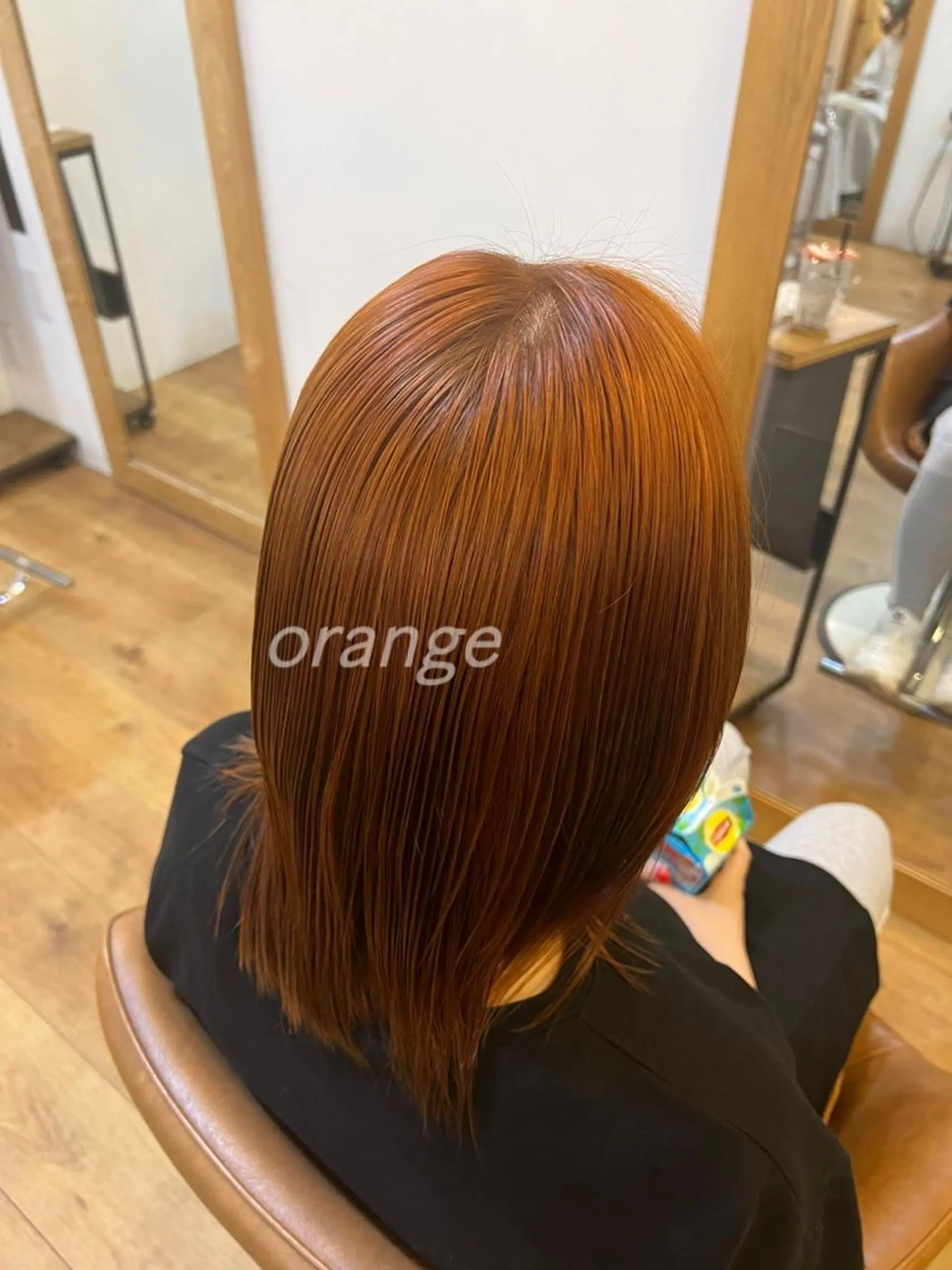 ミディアム 艶ハイトーン🔆 ️️️安座間 希のヘアスタイル