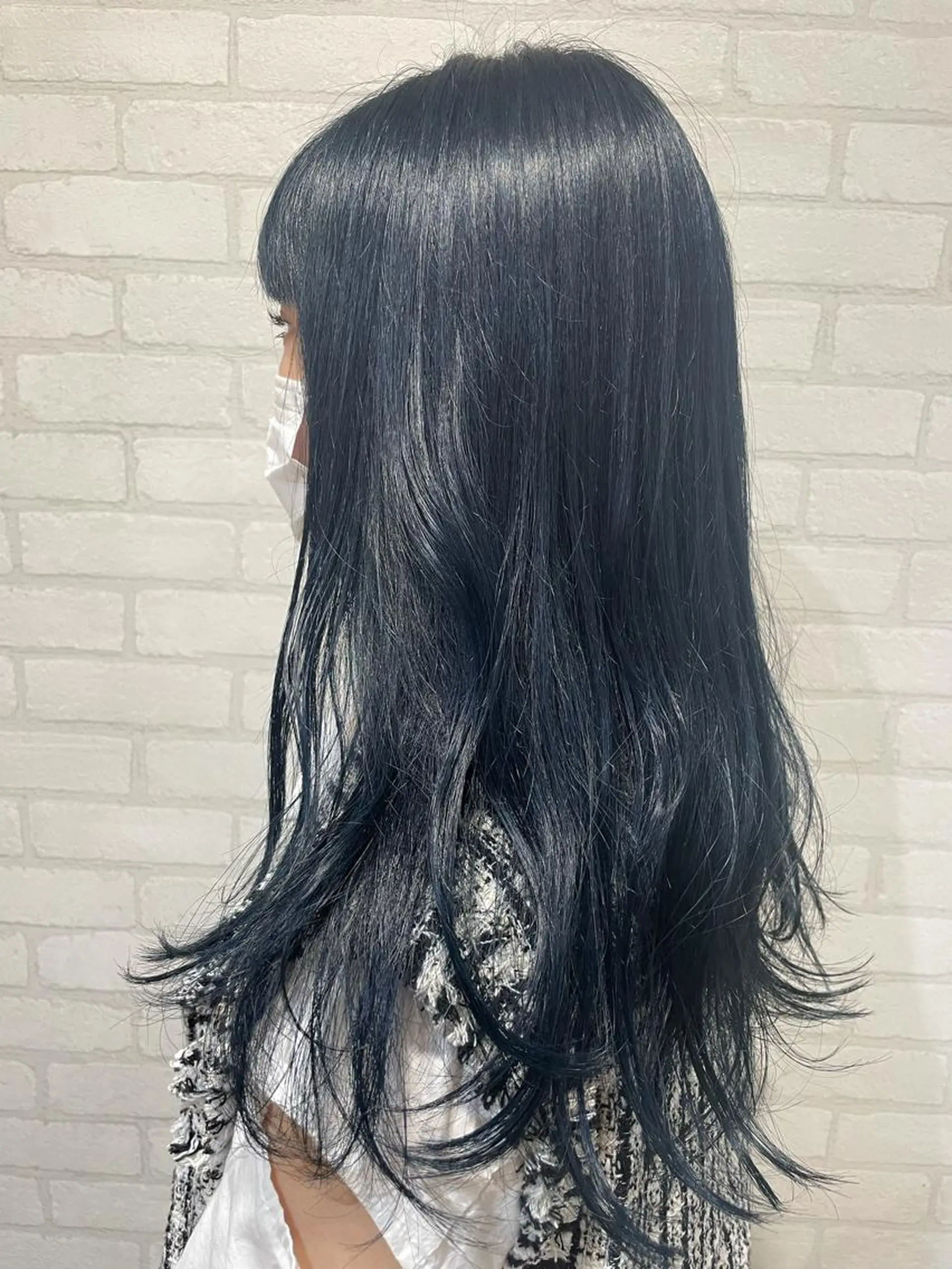 ミディアム カラー ブルーカラー 透明感カラー💎 AYAのヘアスタイル