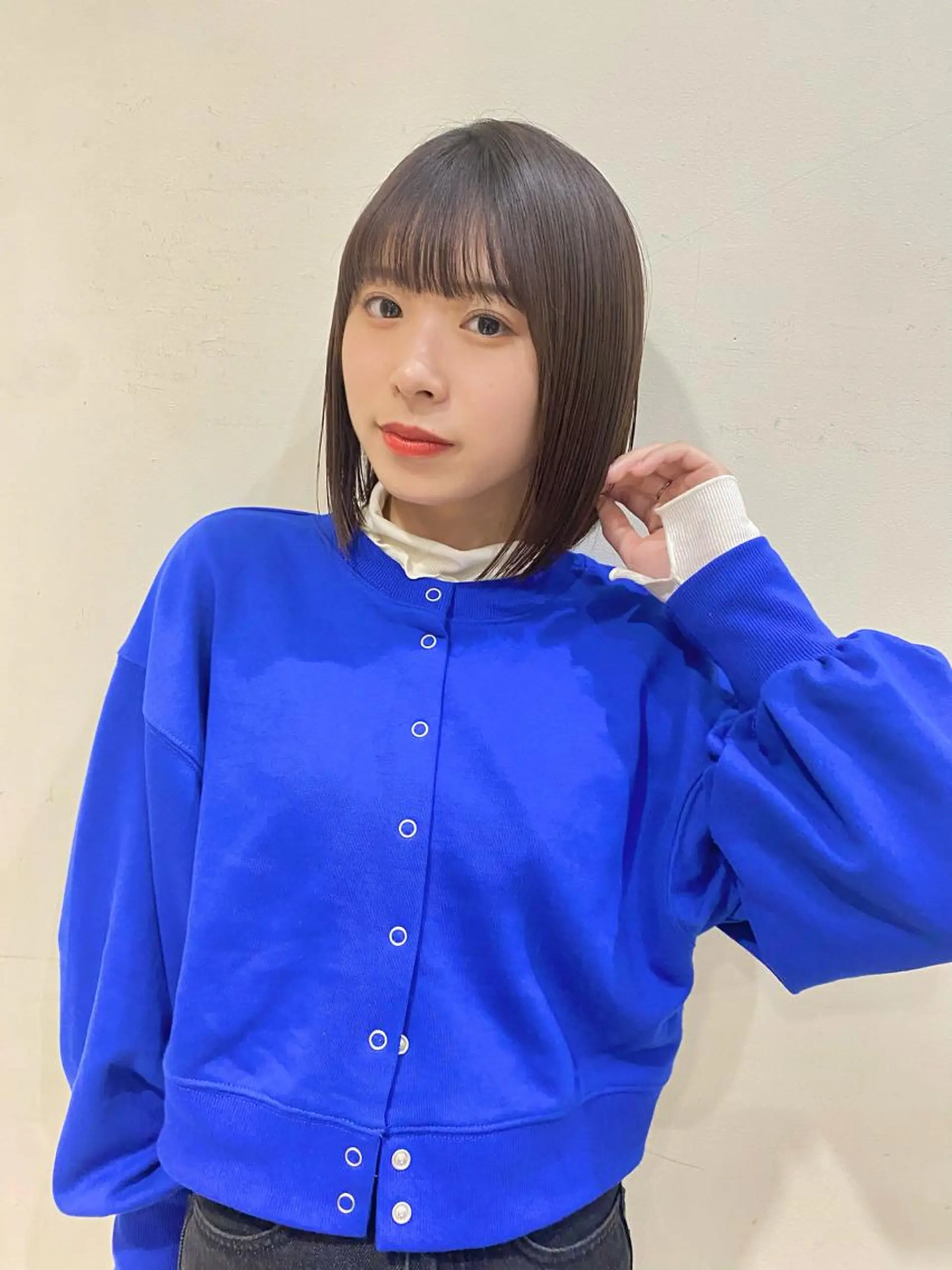 ショート カラー ボブ ショートヘア 小町康耀　ボブ /顔周りレイヤーのヘアスタイル